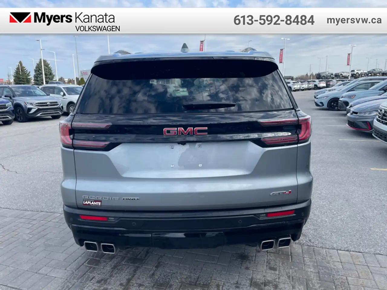 GMC Acadia photo GMC Acadia