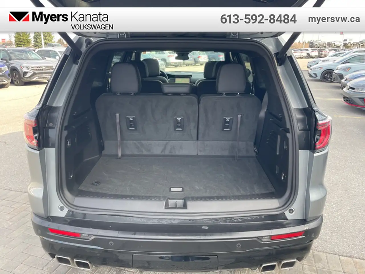 GMC Acadia photo GMC Acadia