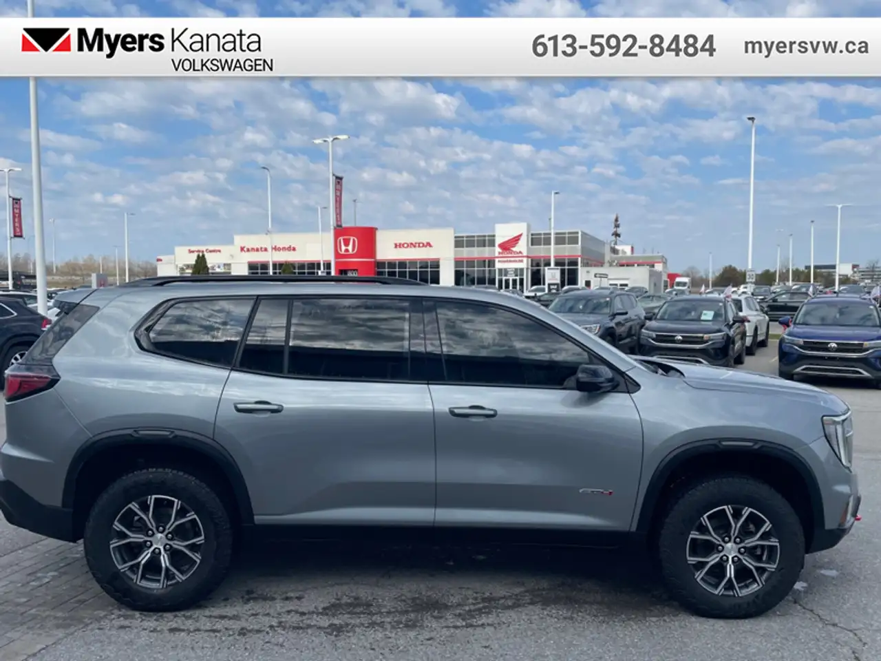 GMC Acadia photo GMC Acadia