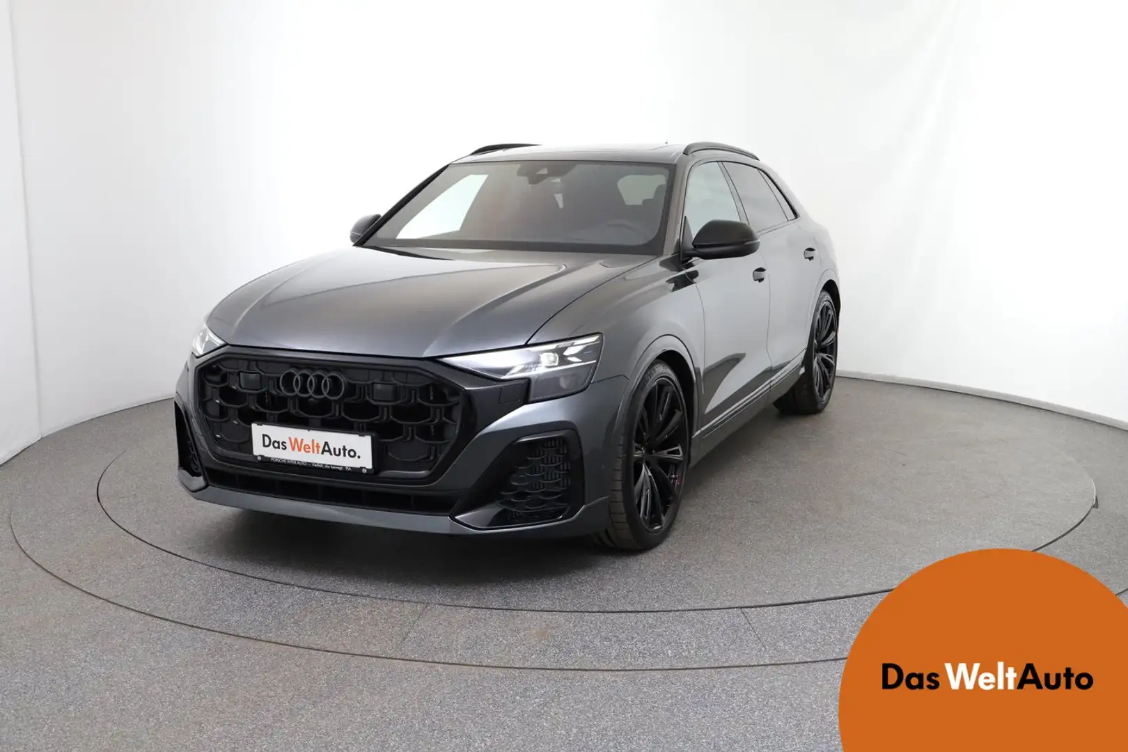 Audi SQ8 TFSI quattro Šedá - 1