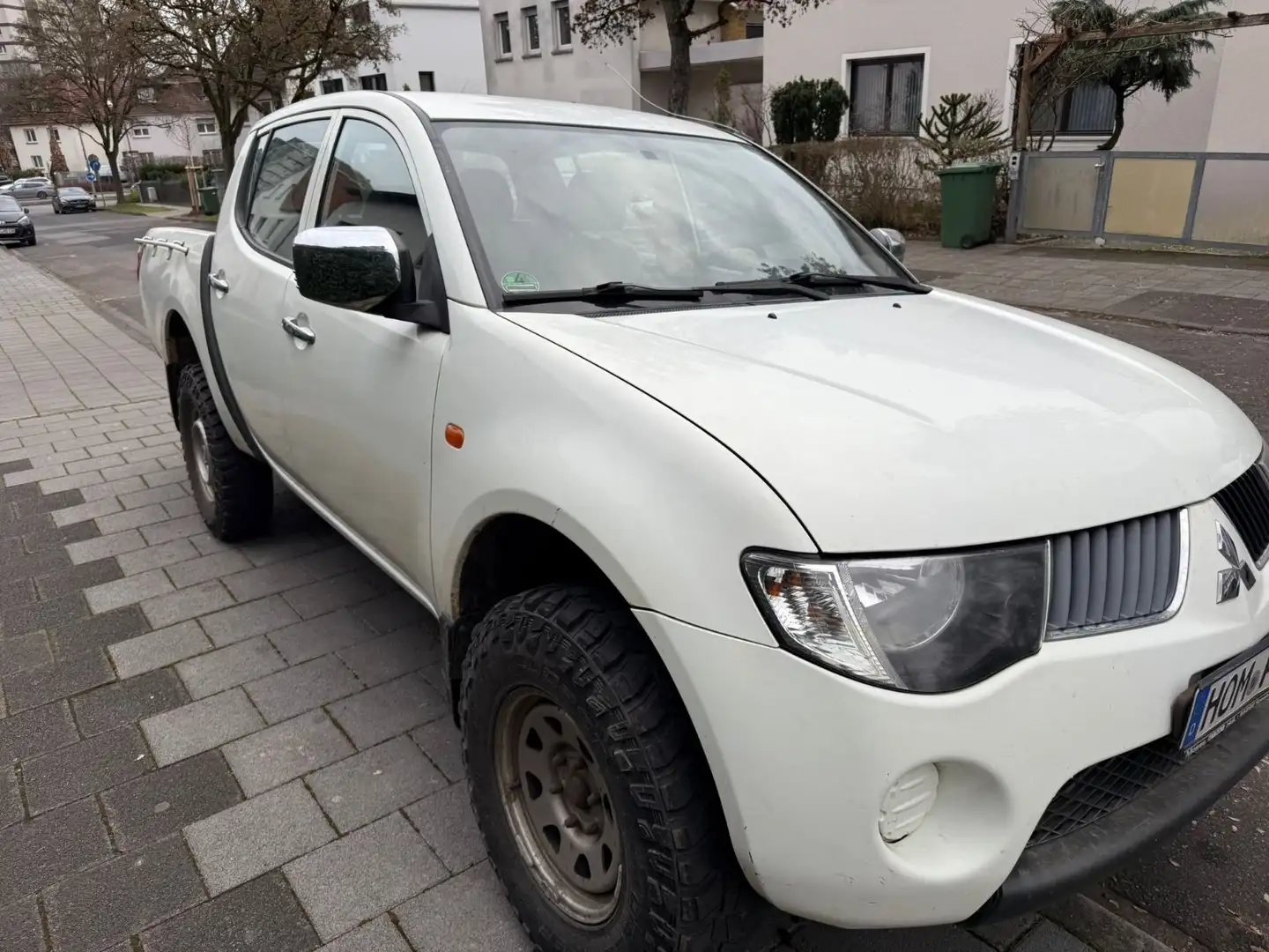 Mitsubishi L200 Doppelkabine 4WD LKW Zulassung Wit - 1