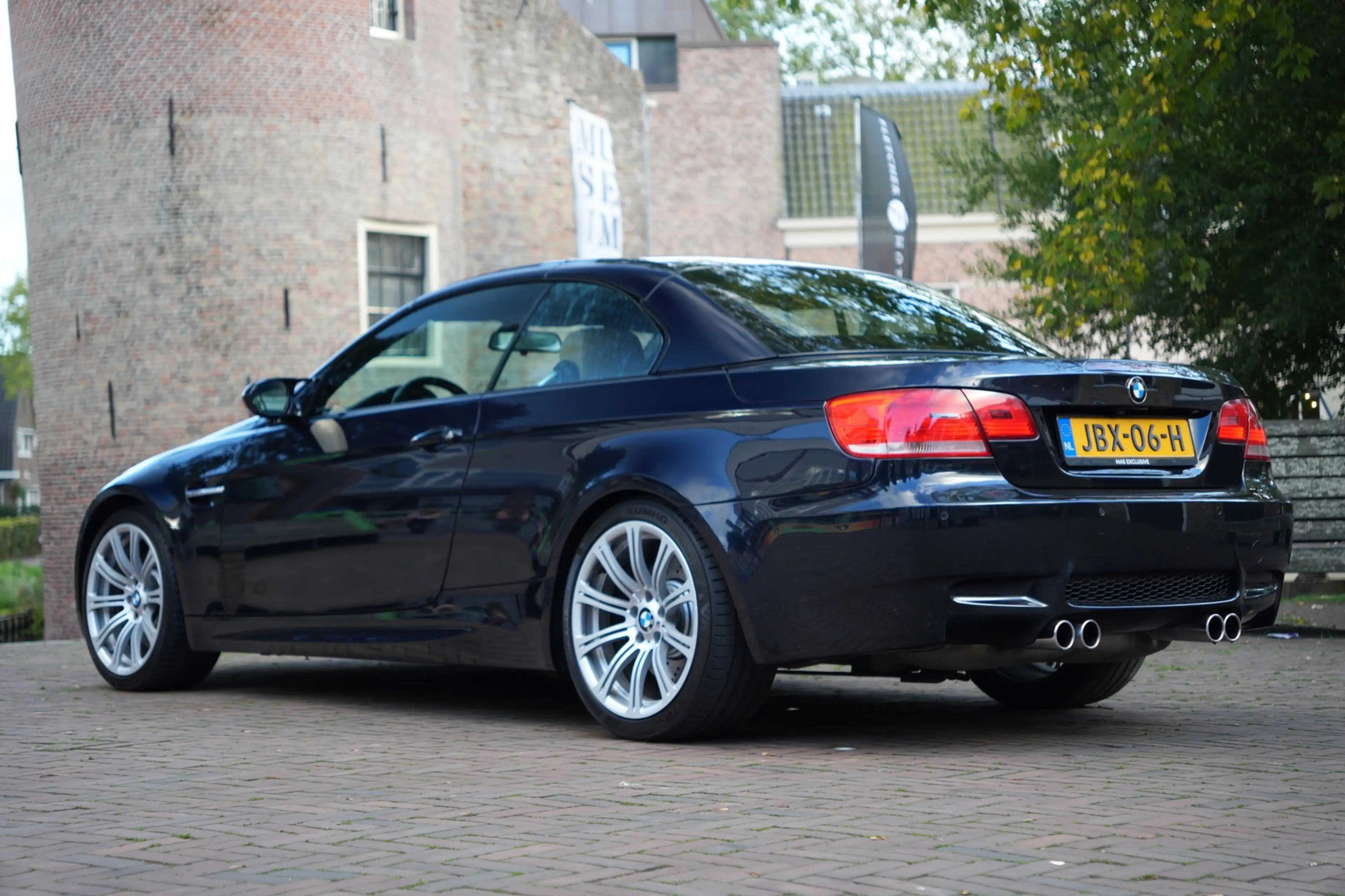BMW M3 3-serie Cabrio (E93) DCT Individual Jerez Schwarz — photo 2