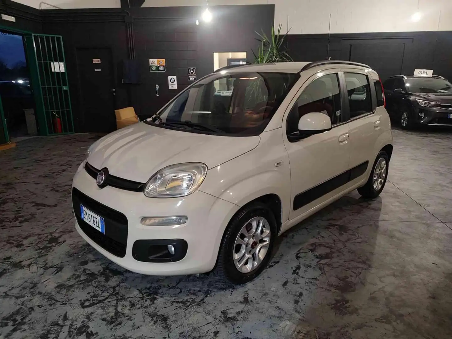 Fiat Panda 1.2 Lounge Blanco - 1