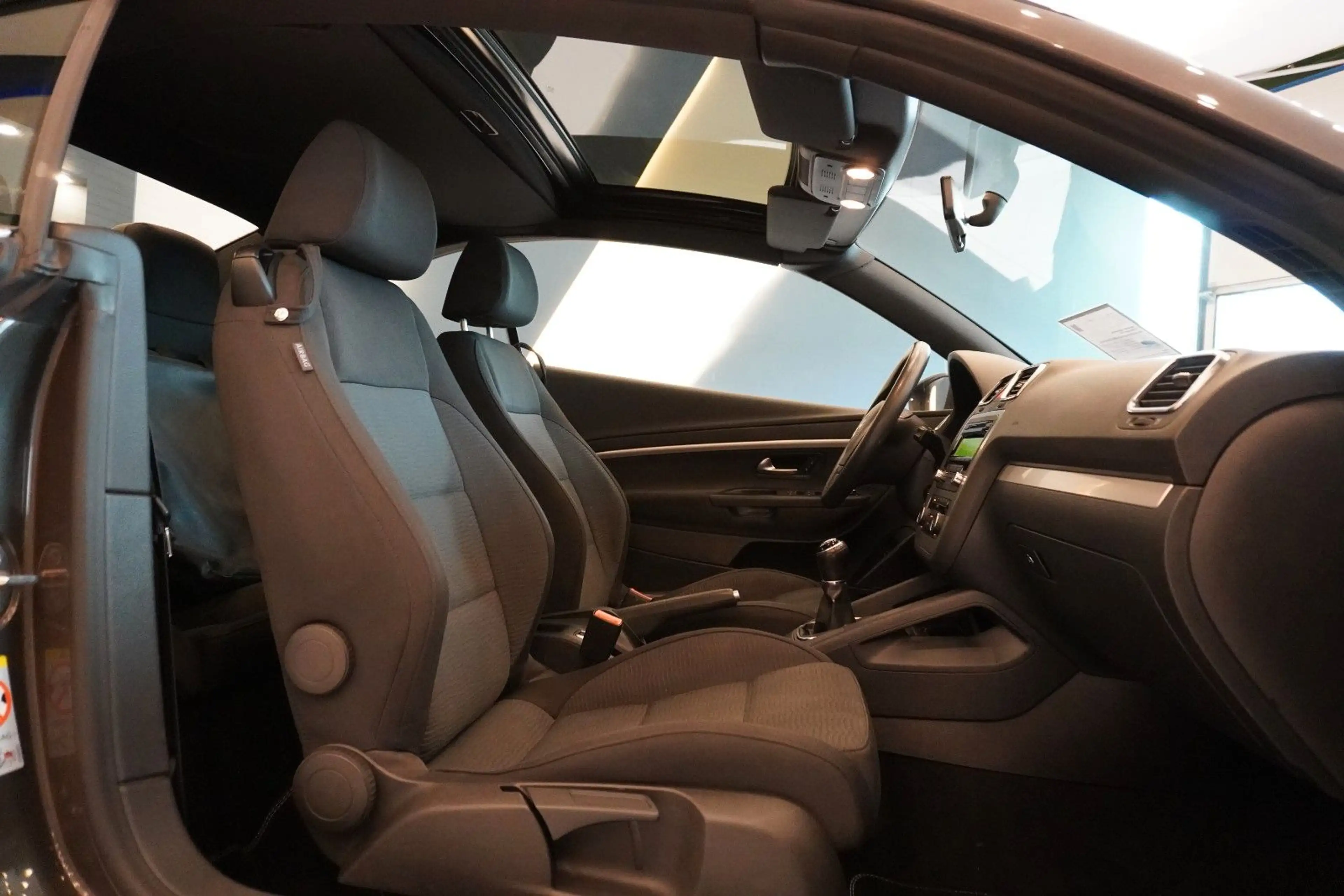 Volkswagen Eos Basis+Klimaautomatik+PDC+Sitzheizung — photo 7