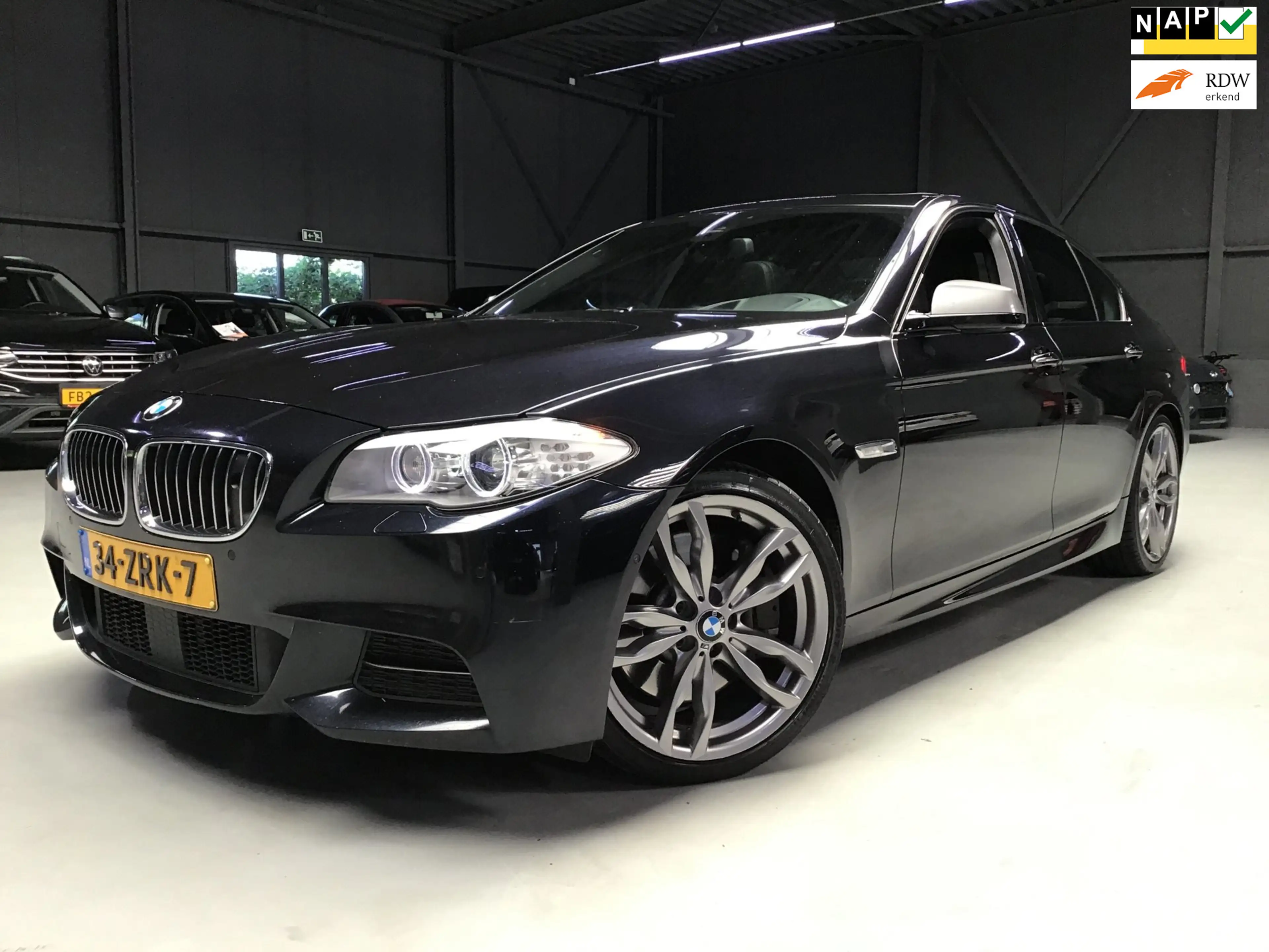 BMW M550 5-serie M550xd I Leder I Memory I HU I Stoelverw &