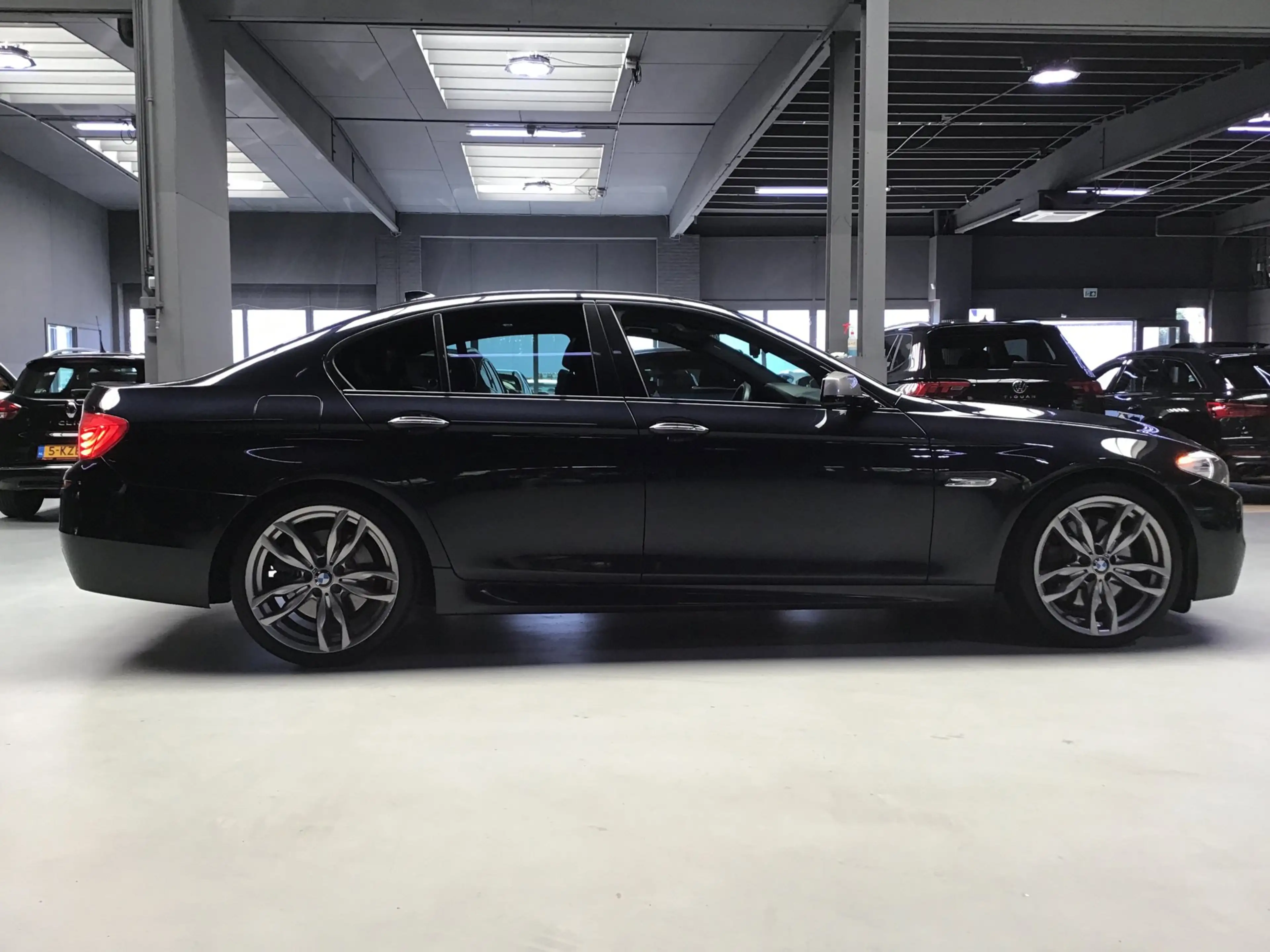 BMW M550 5-serie M550xd I Leder I Memory I HU I Stoelverw & — photo 9