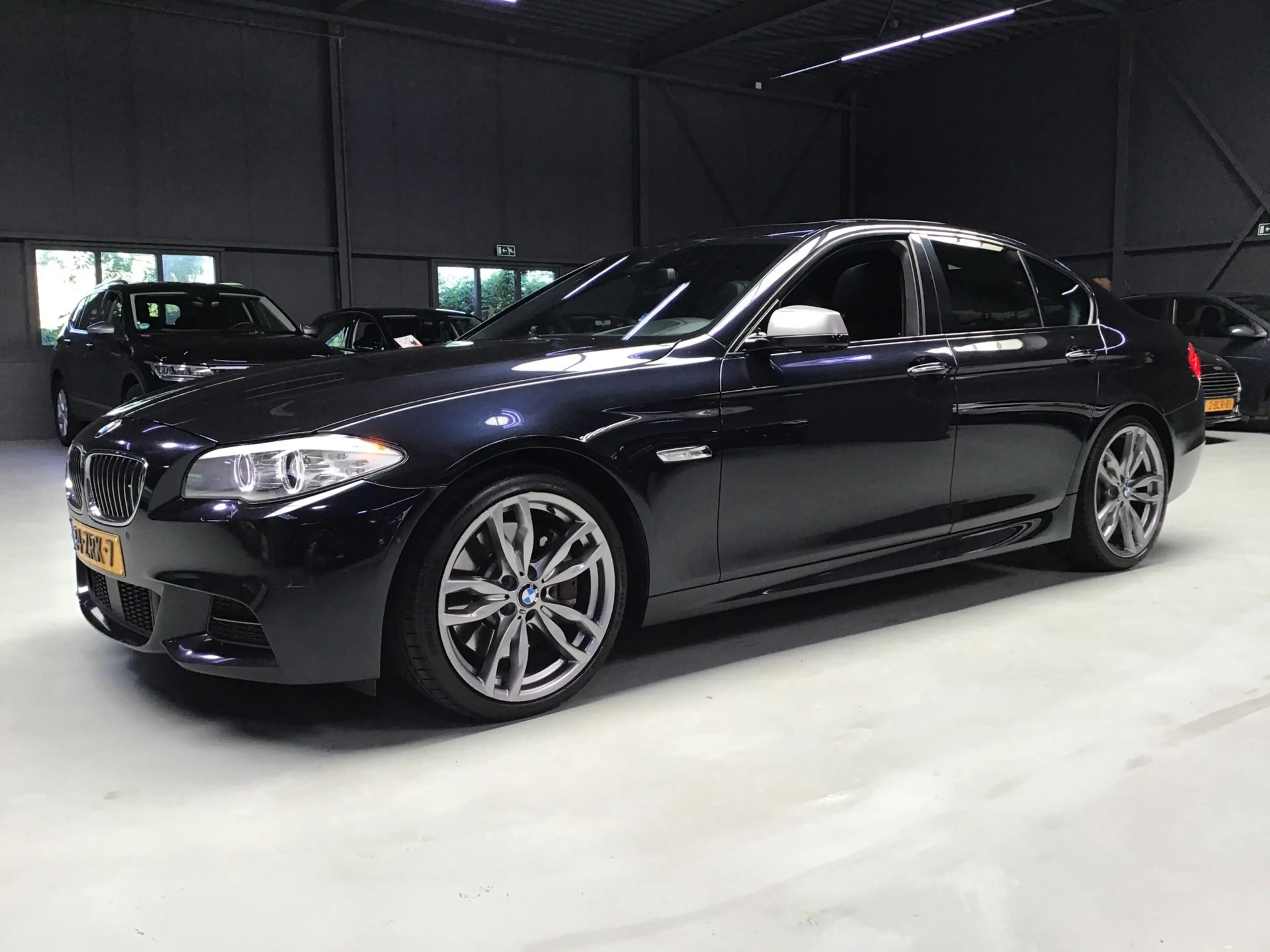 BMW M550 5-serie M550xd I Leder I Memory I HU I Stoelverw & — photo 4
