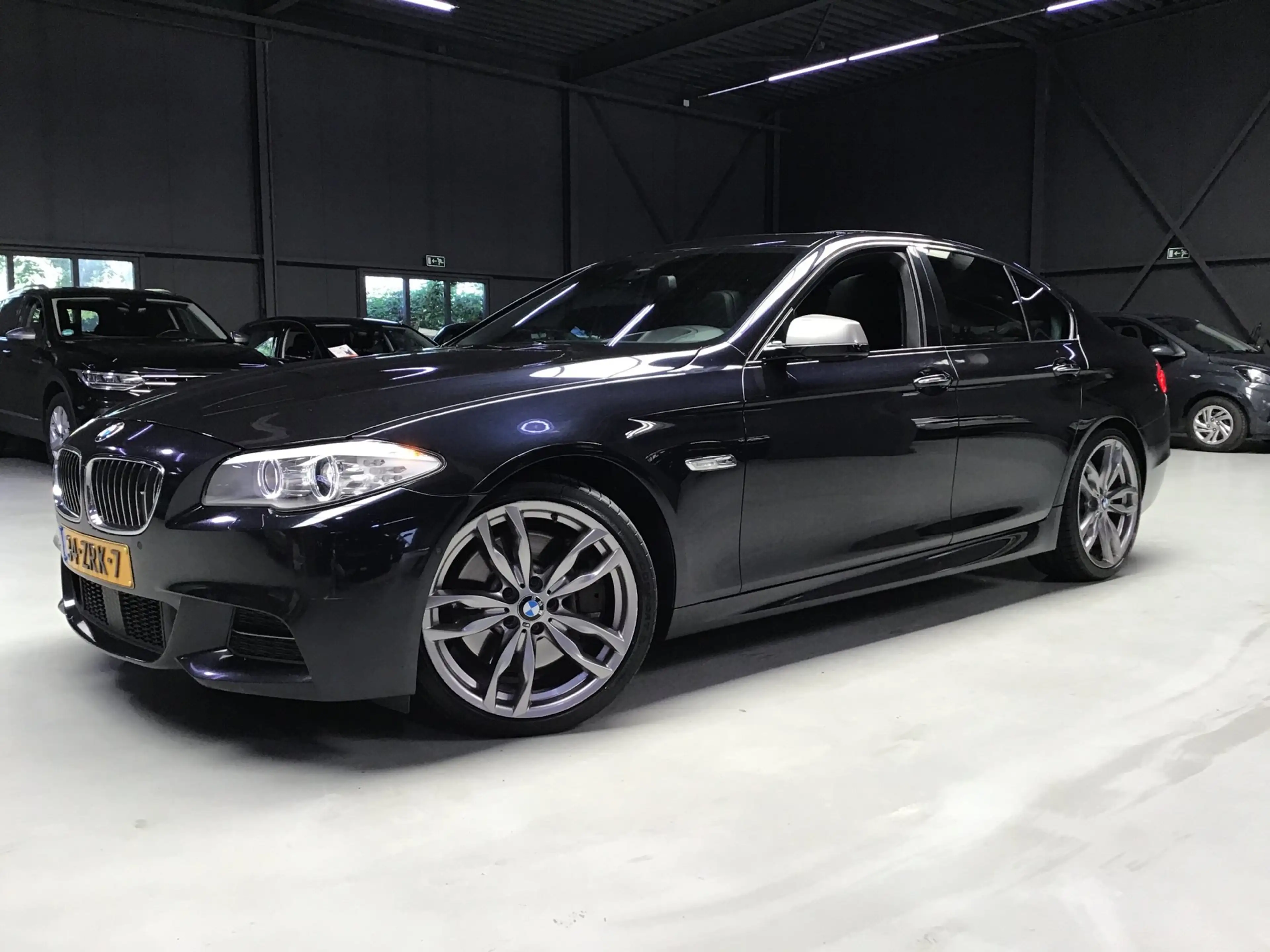 BMW M550 5-serie M550xd I Leder I Memory I HU I Stoelverw & — photo 3
