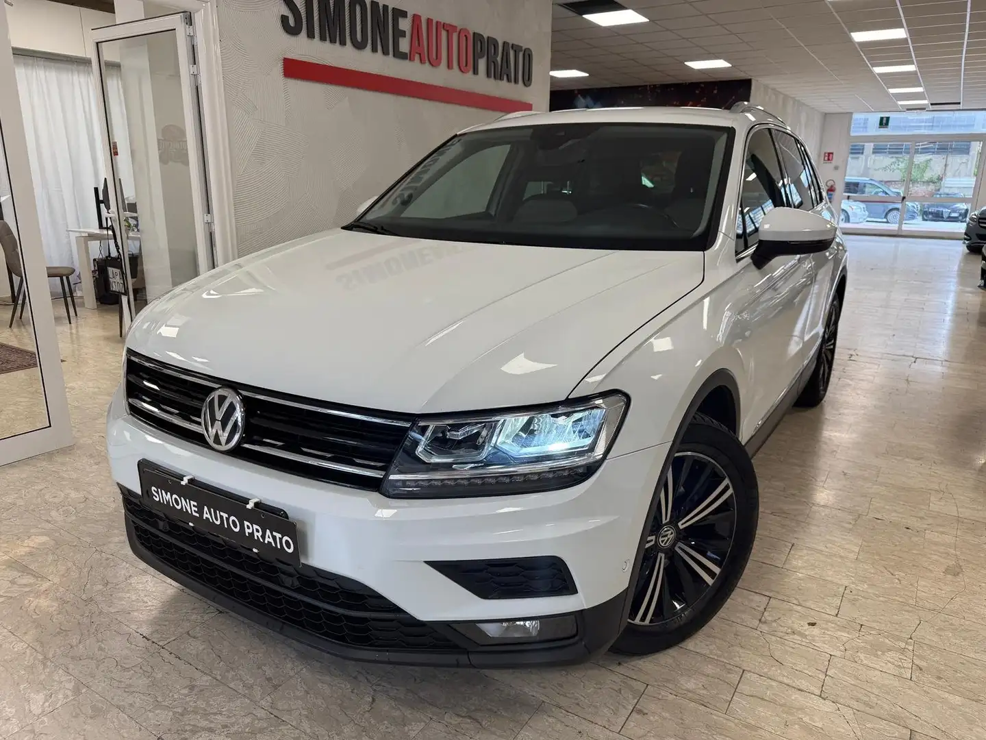 Volkswagen Tiguan Tiguan II 2016 2.0 tdi Style 150cv dsg Blanc - 1
