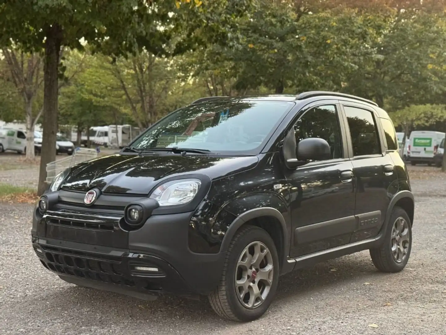 Fiat Panda Cross 1.0 FireFly S&S Hybrid City Cross +GPL Zwart - 1