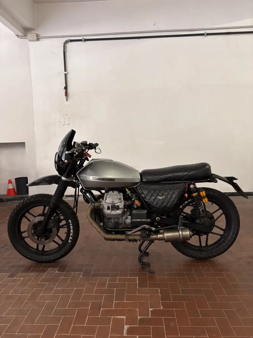 Moto Guzzi V 35 - 1