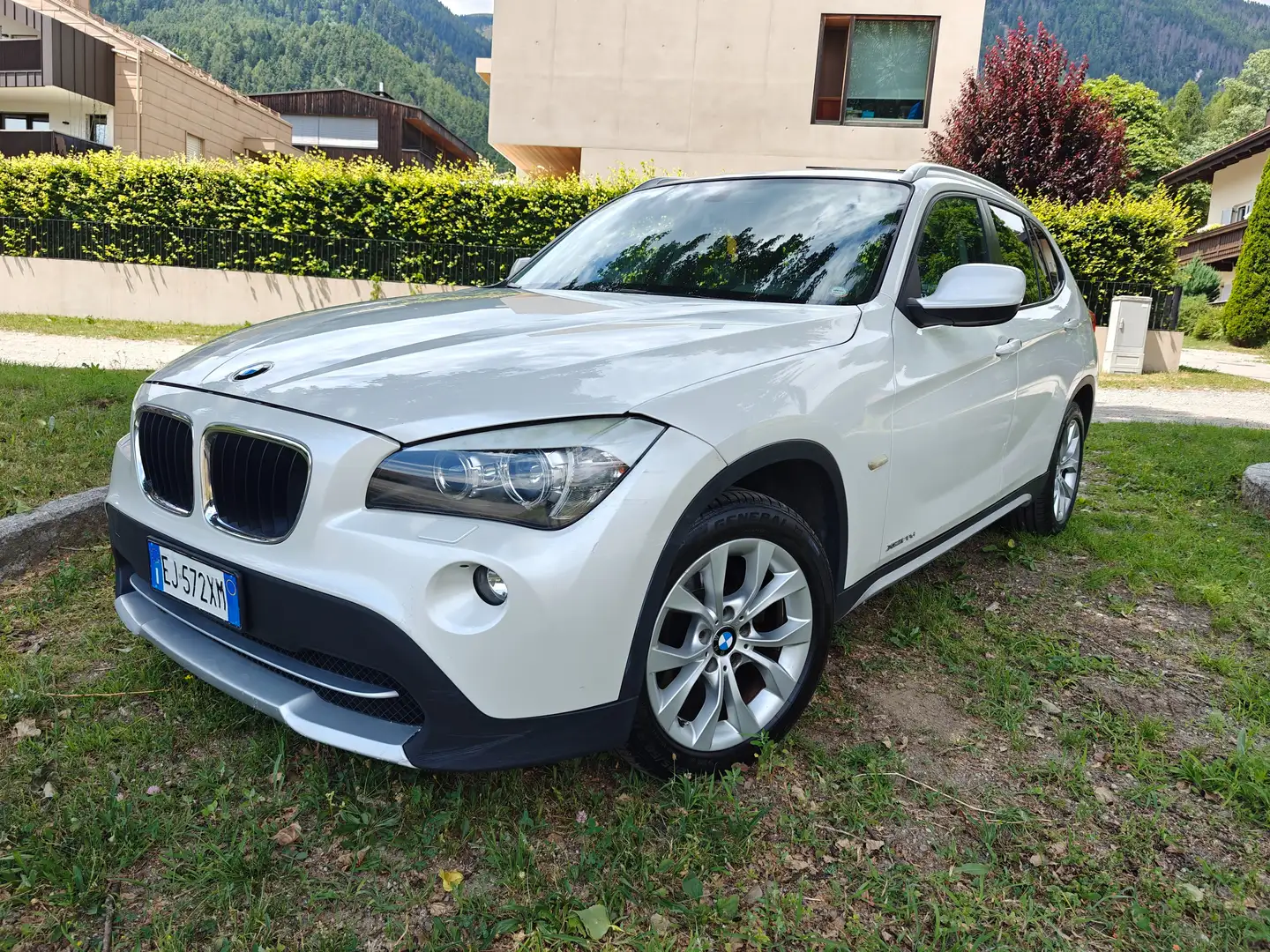 BMW X1 E84 xdrive20D Bianco - 1