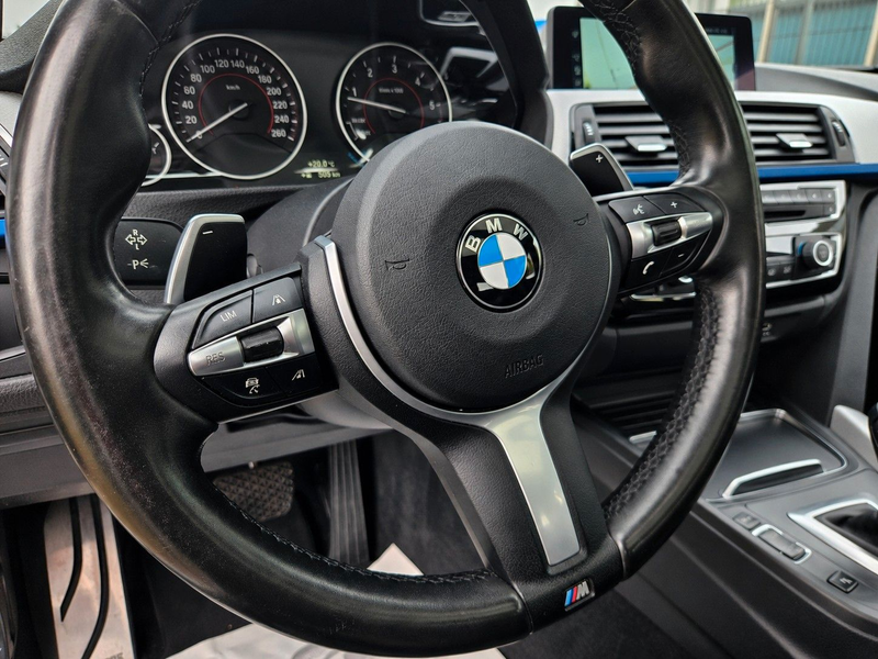 BMW 335 d xDr*M-SPORT*HUD*ACC*H/K SOUND*PANORAMA — photo 13