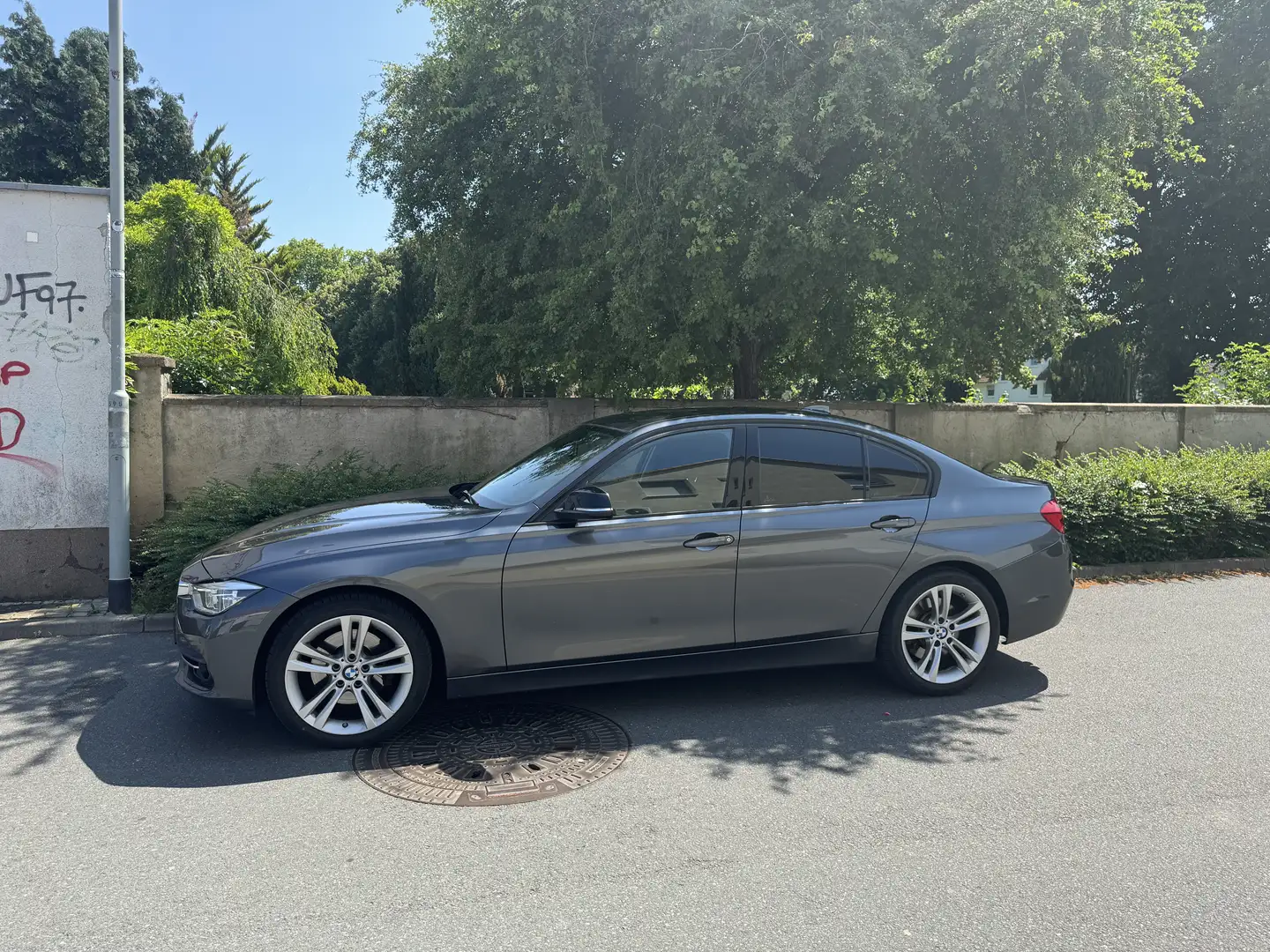 BMW 330 330 d Sport Line Automatic Nav/Hud Grau - 2