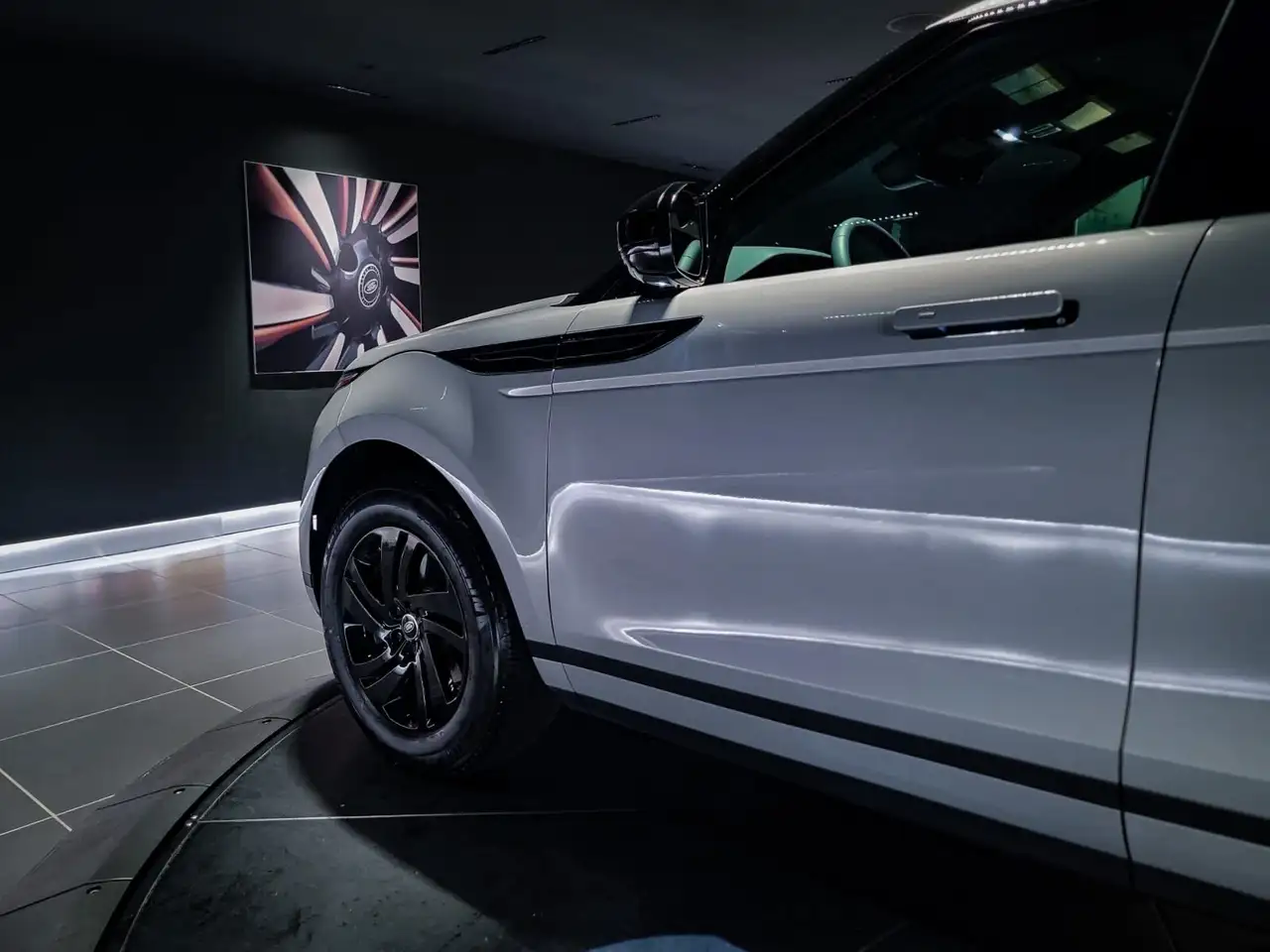 Land Rover Range Rover Evoque снимка Land Rover Range Rover Evoque