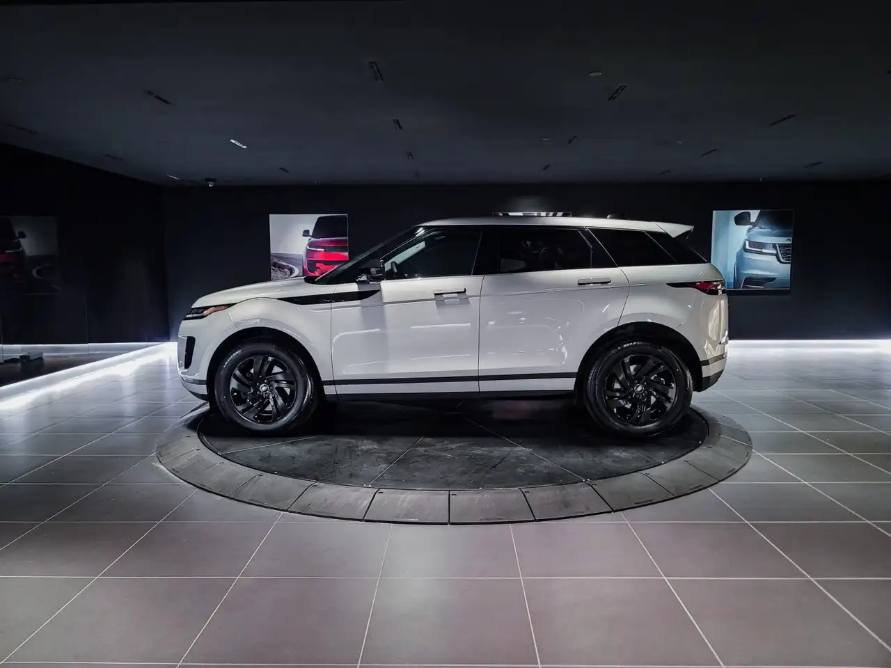 Land Rover Range Rover Evoque снимка Land Rover Range Rover Evoque