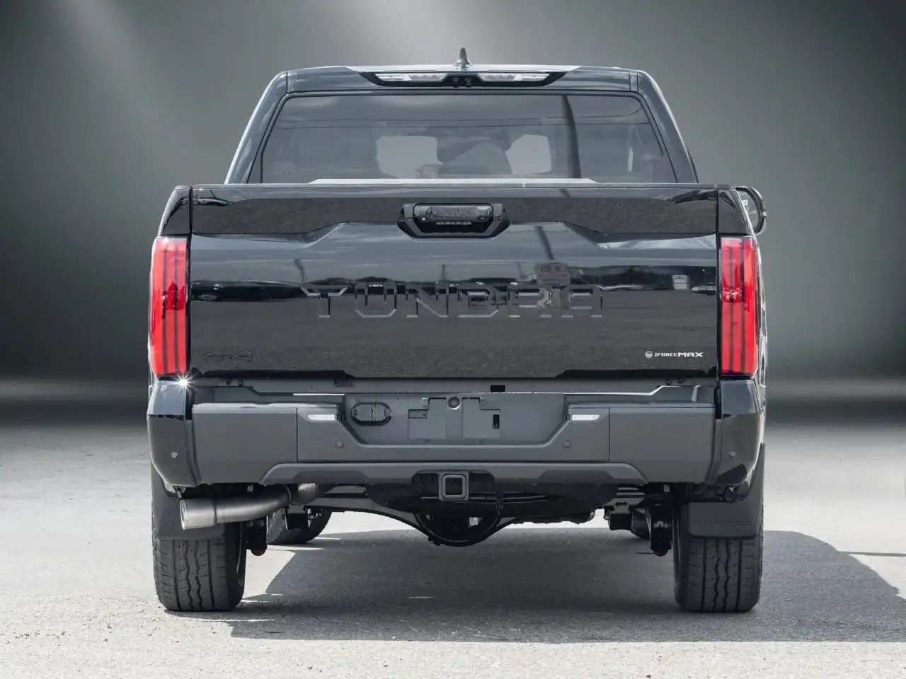 Toyota Tundra снимка Toyota Tundra