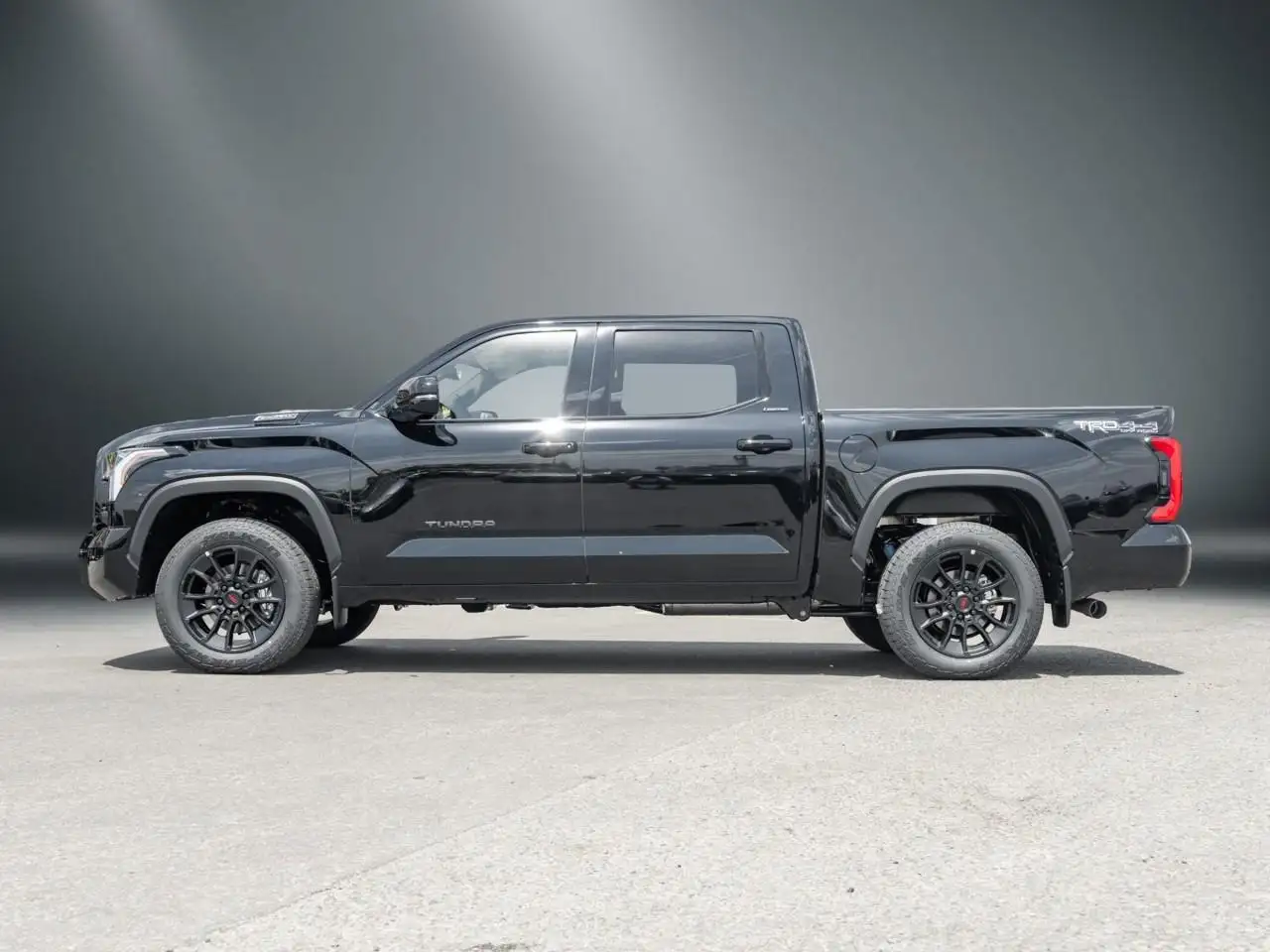 Toyota Tundra снимка Toyota Tundra