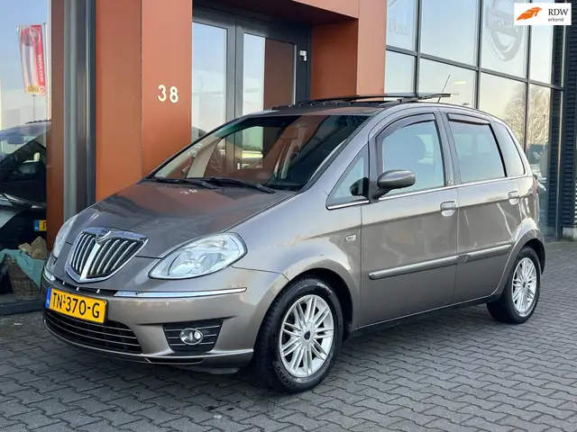 Lancia MUSA 1.4-16V automaat|panodak|Clima|Cruise|Stoelverw.