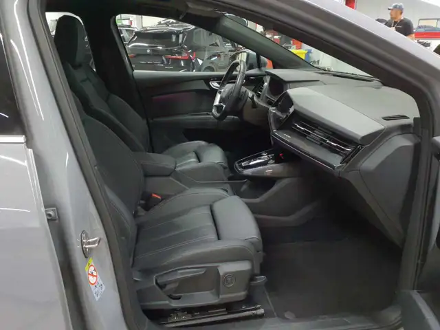 Audi Q4 E-Tron view 8