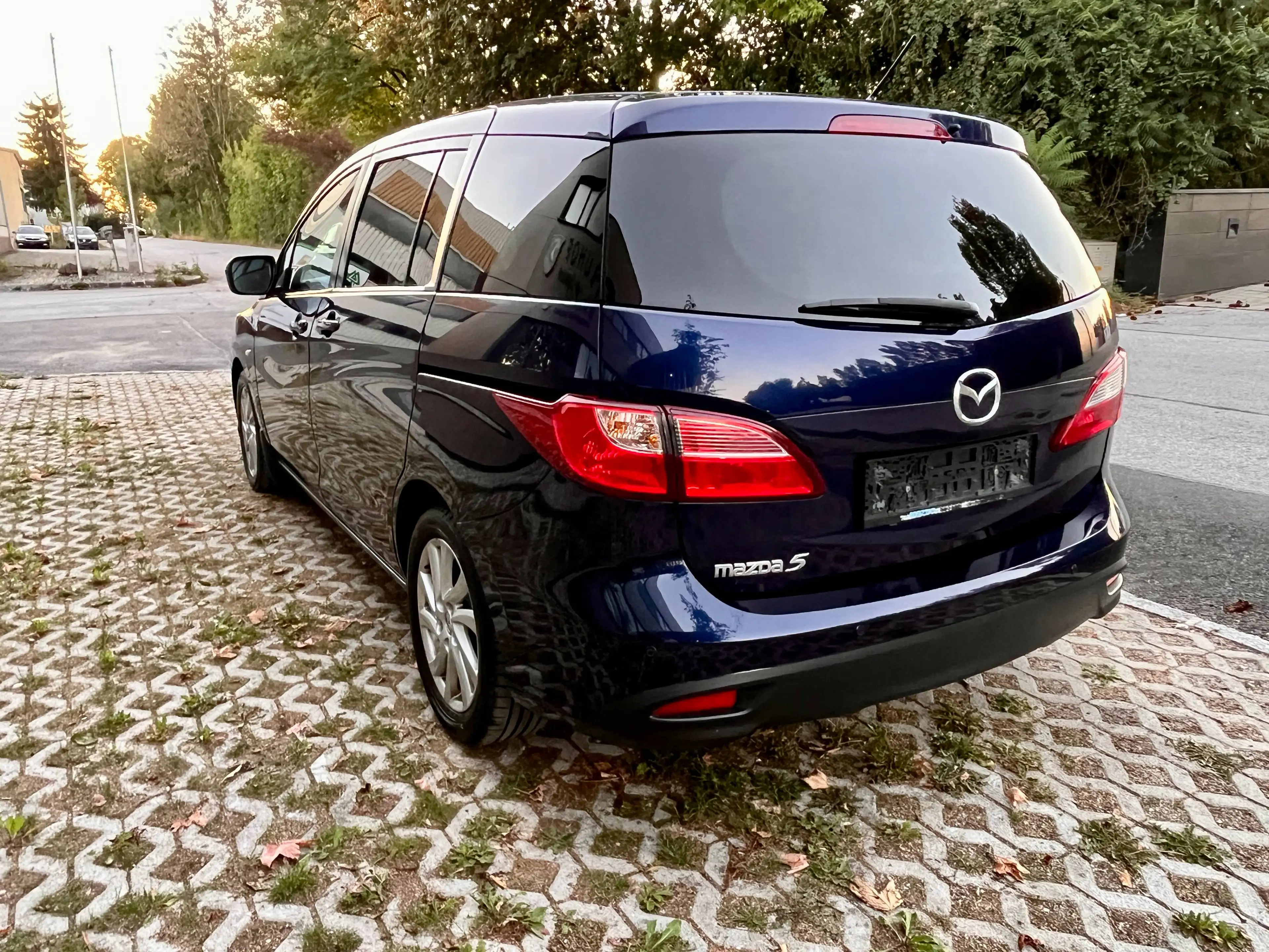 Mazda 5 Prime-Line 7 Sitze mit Pickerl — photo 7