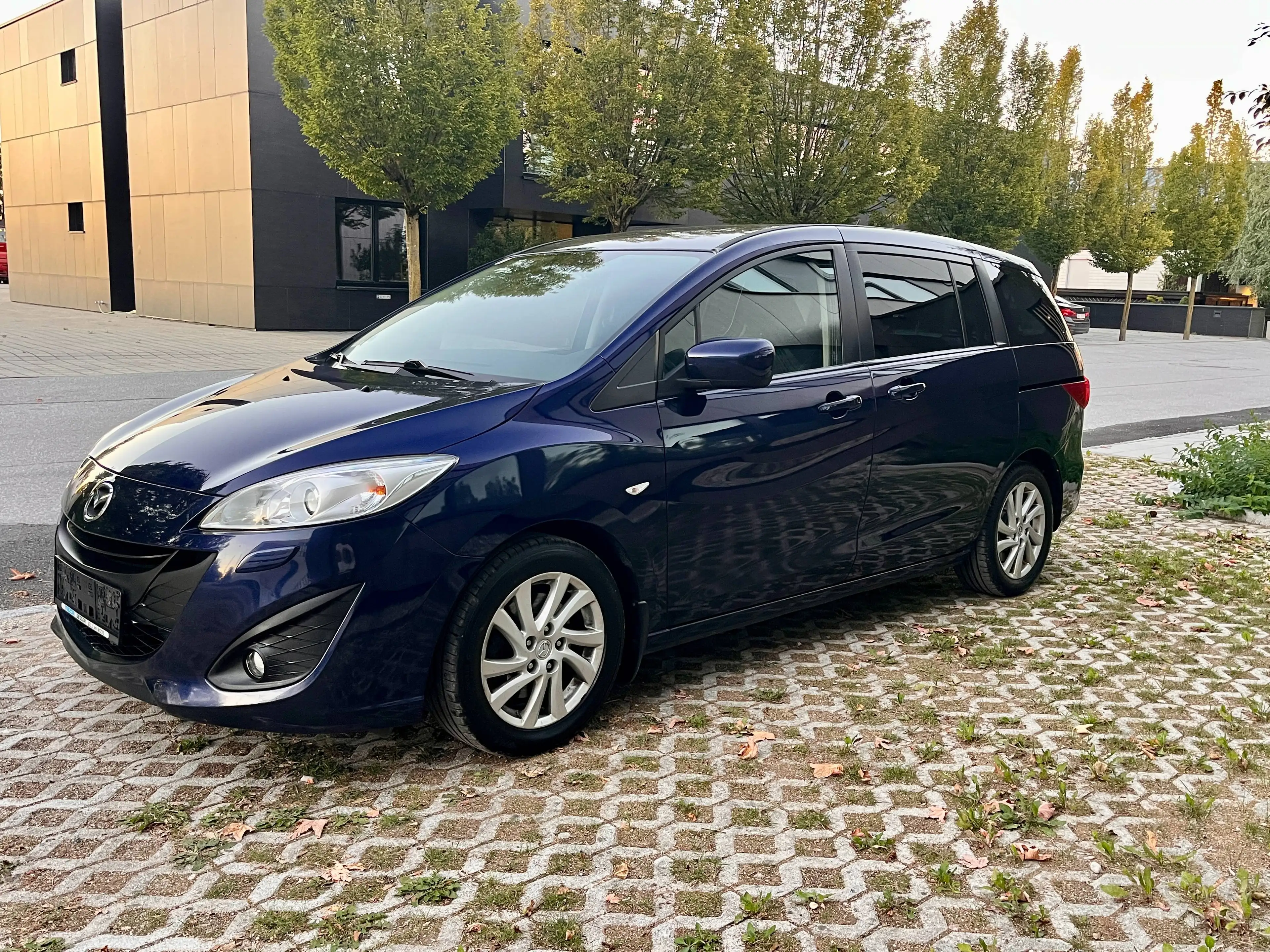 Mazda 5 Prime-Line 7 Sitze mit Pickerl — photo 4