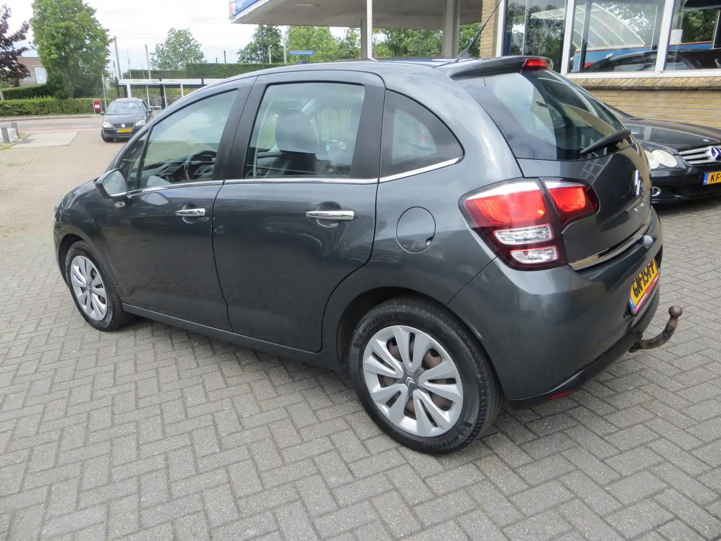 Citroen C3 1.2 PureTech Collection/CRUISE/NEDERL/DEALER.OND! Grijs - 2