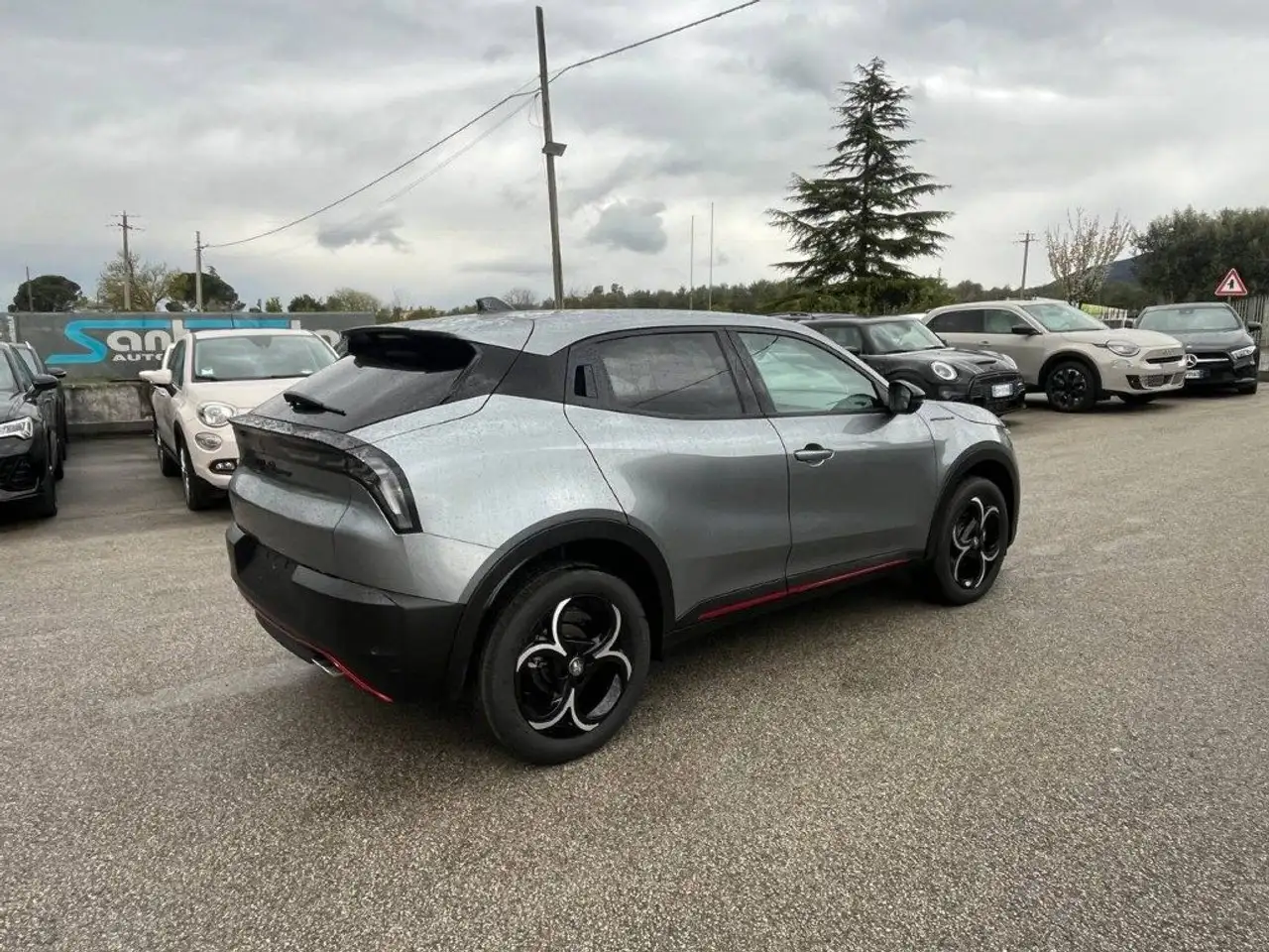 Alfa Romeo Junior 2025