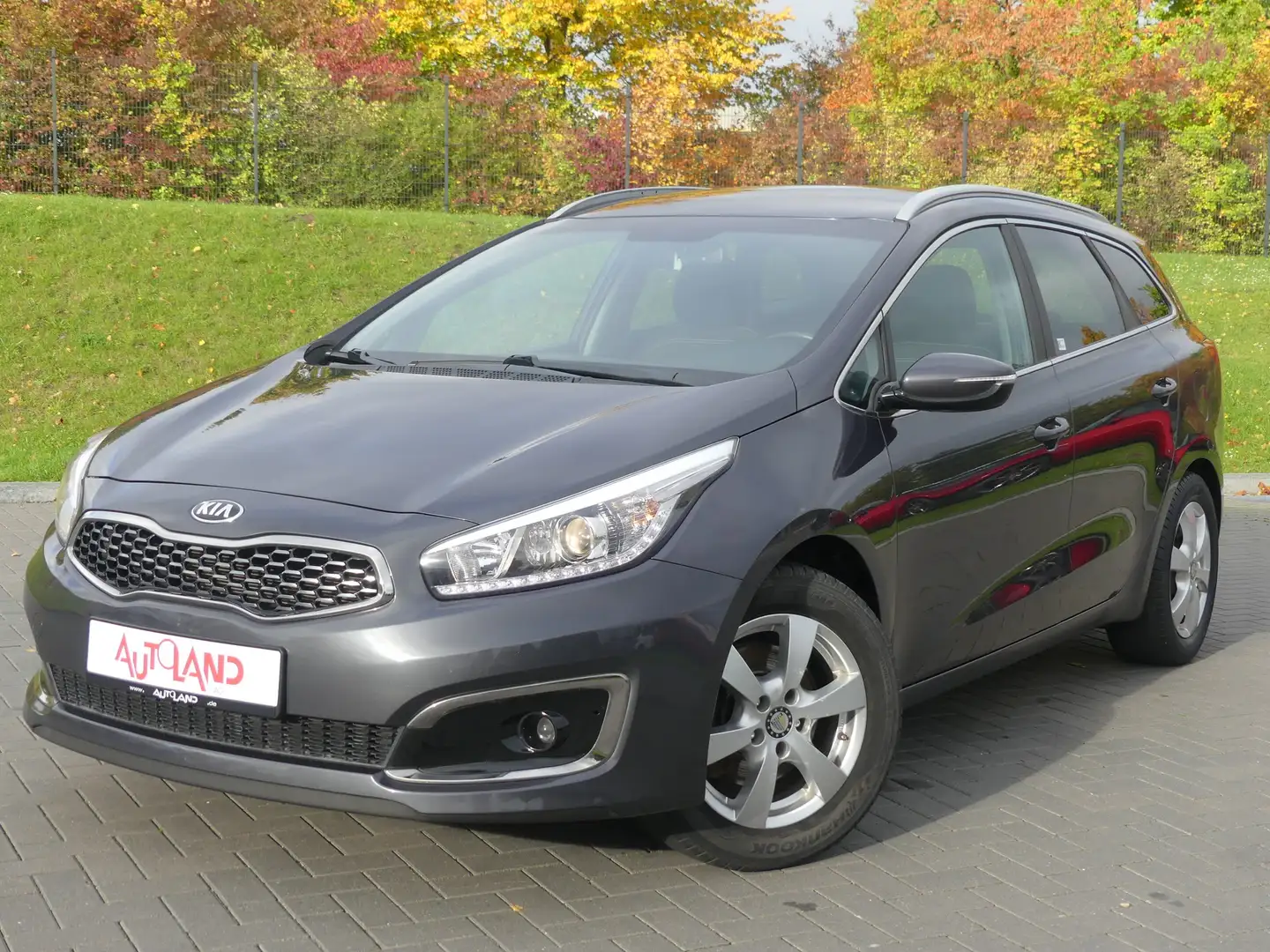 Kia Ceed SW / cee'd SW Ceed SW 1.6 Edition 7 Sitzheizung Klimaaut. Navi Grau - 2