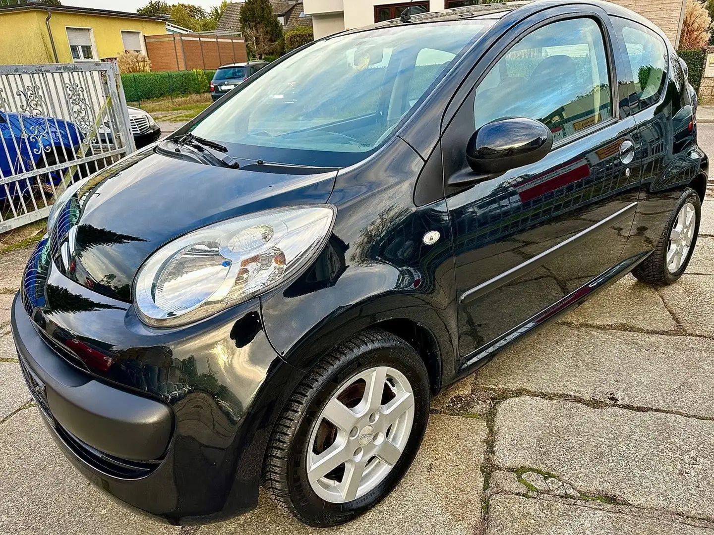 Citroen C1 1.0 Style * Service + Kupplung NEU *Allwetter Schwarz - 2