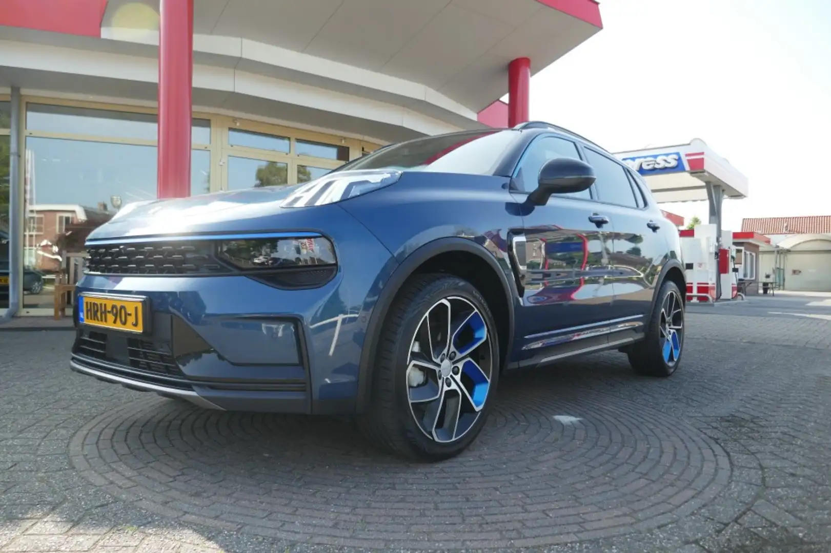 Lynk & Co 01 LYNK & CO 01 1.5 PHEV 261 PK  AUTOMAAT  PANO/360 C Blauw - 2