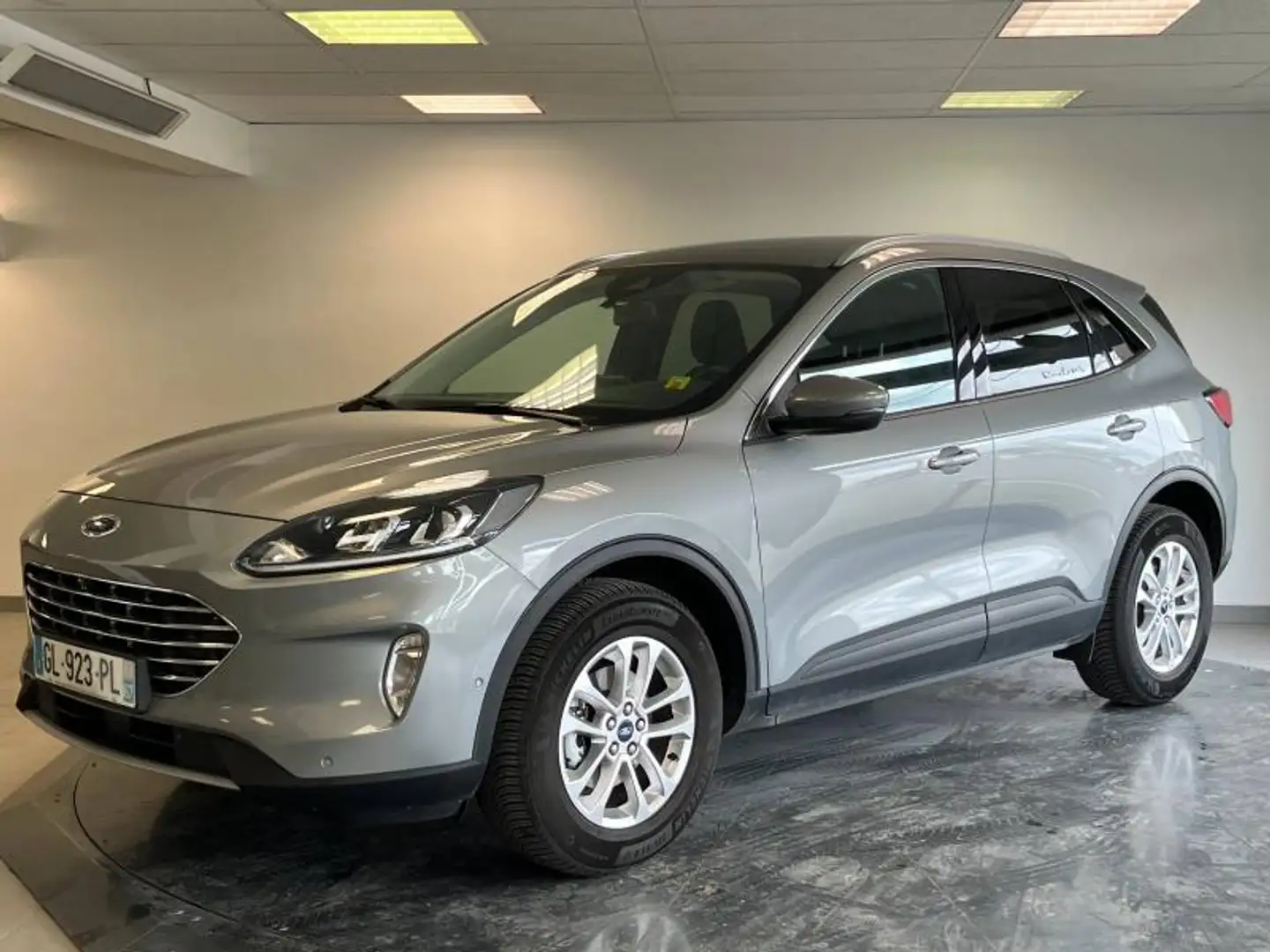 Ford Kuga 2.5 Duratec 190ch FHEV E85 Titanium BVA - 1