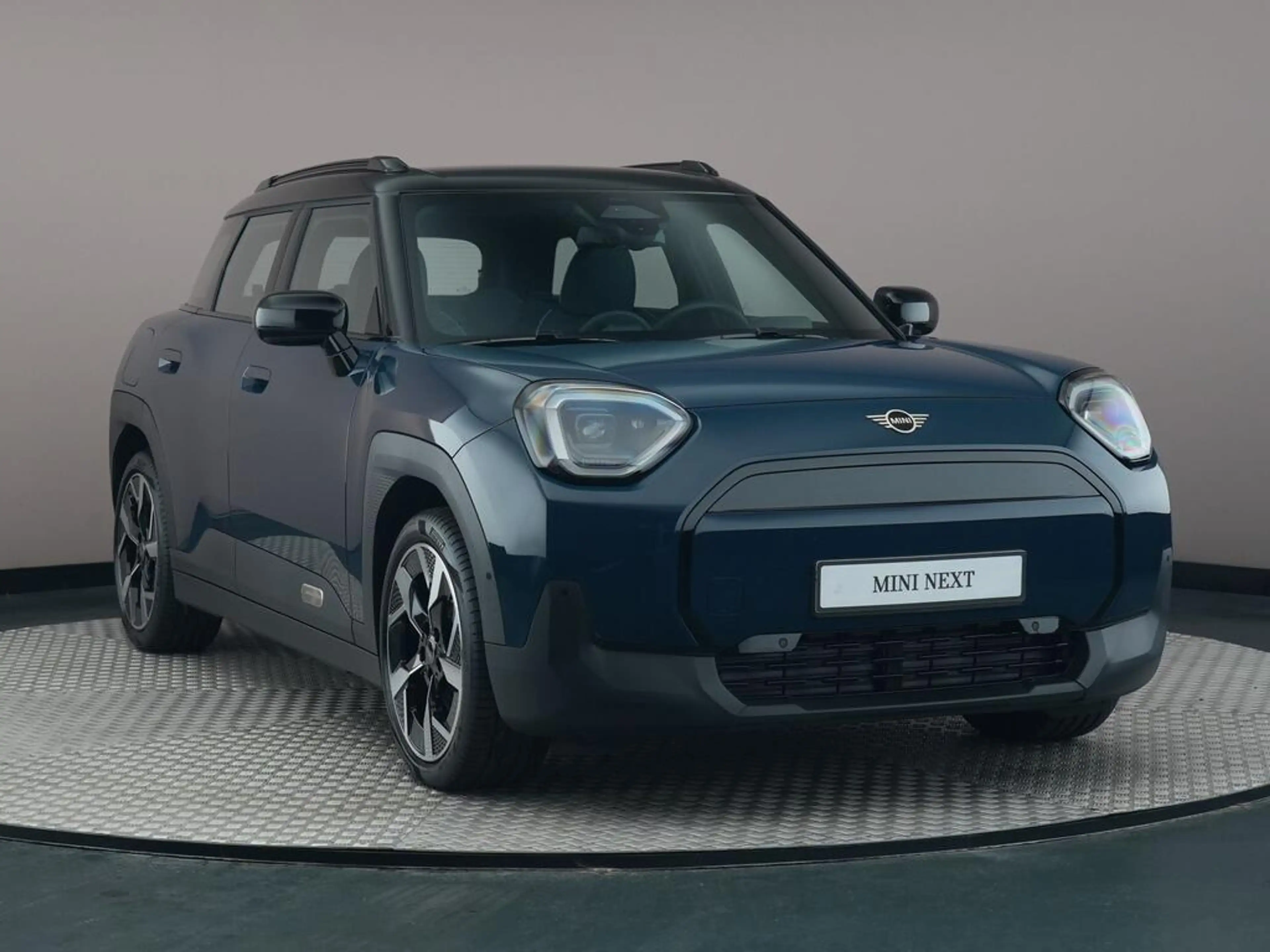 MINI Aceman E Classic S 42.5 kWh — photo 3