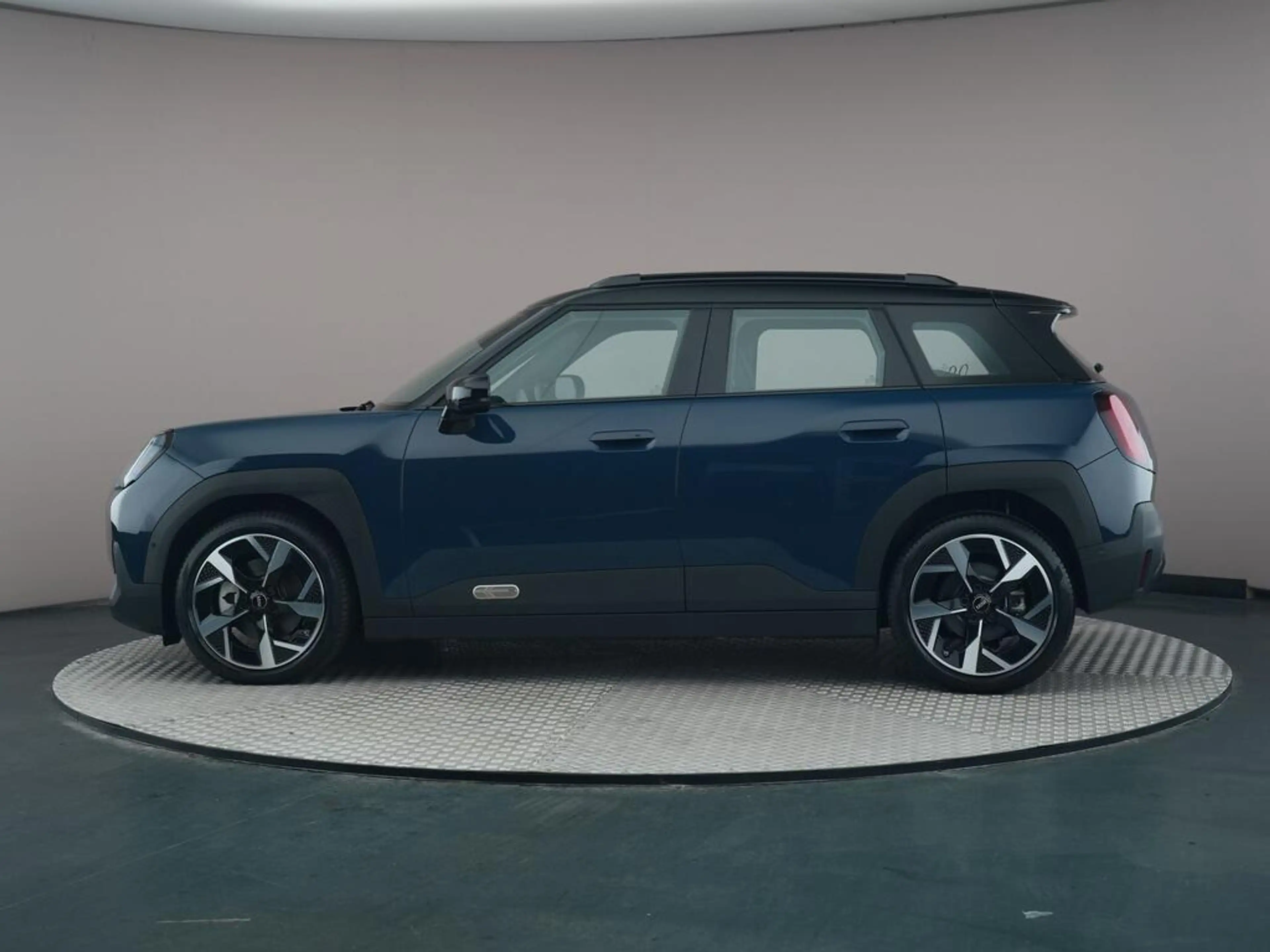 MINI Aceman E Classic S 42.5 kWh — photo 8