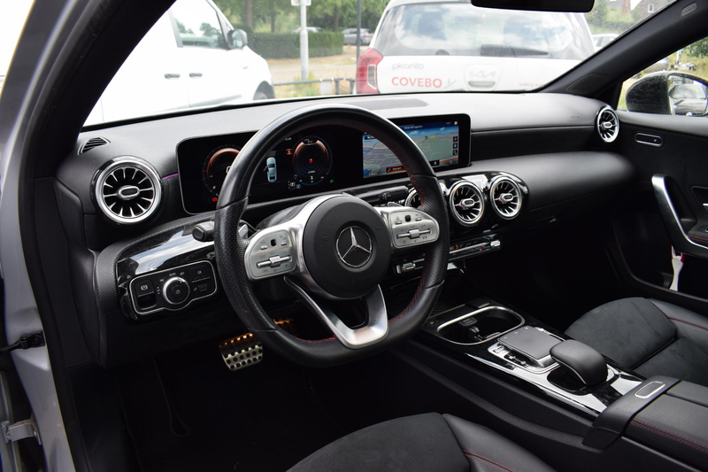 Mercedes-Benz A 250 Premium Plus | AMG | Night | Pano | ACC | Half Lee — photo 4