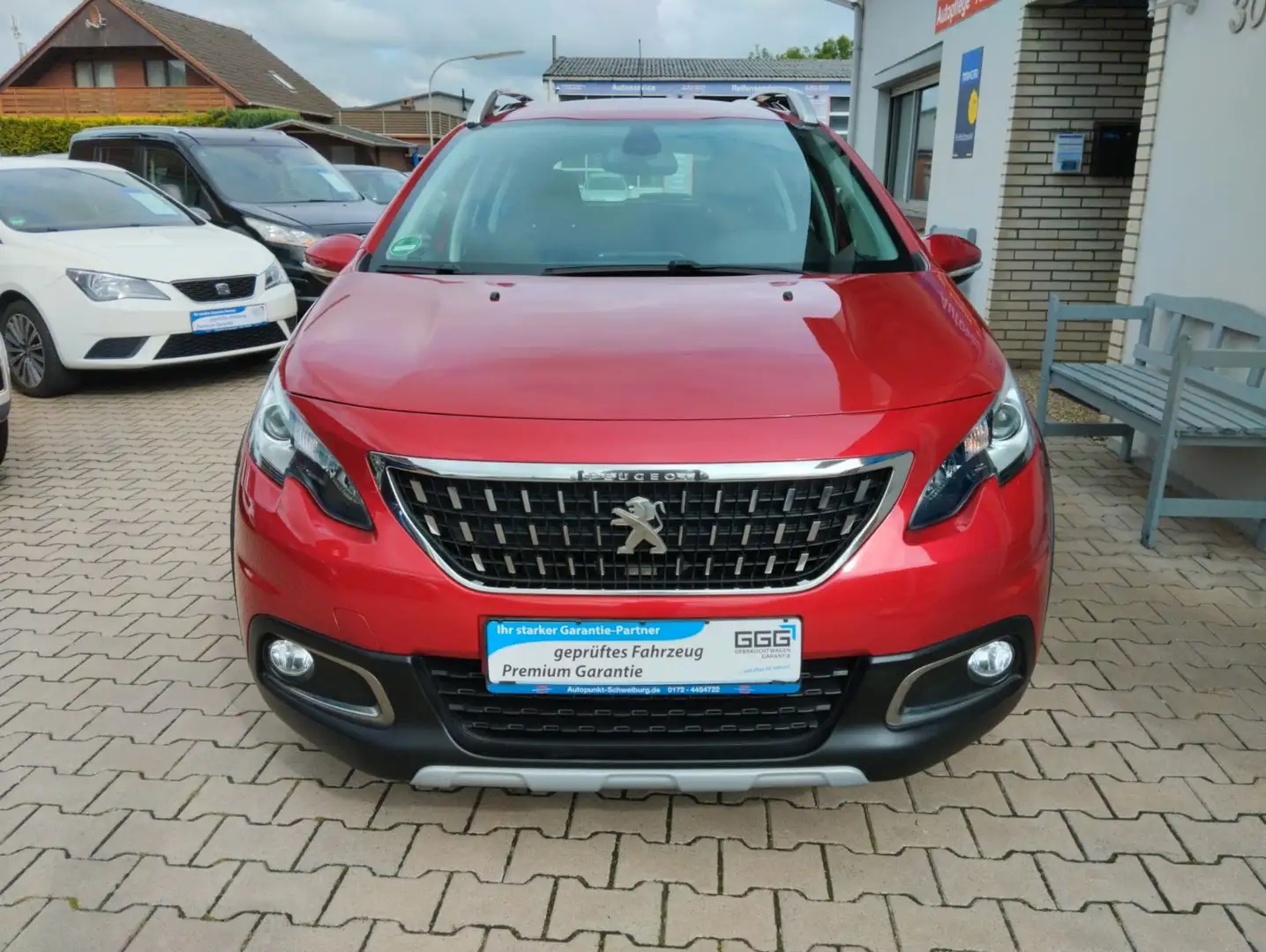 Peugeot 2008 Allure 1.Hand TÜV-AU Neu Rot - 2