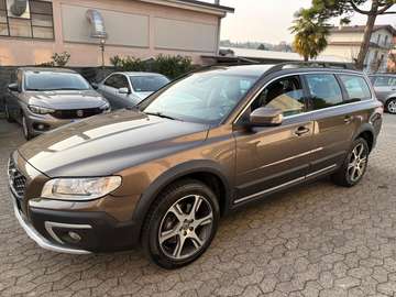 2.4 D4 Momentum AWD 181CV Geartronic*EURO5B*FULL