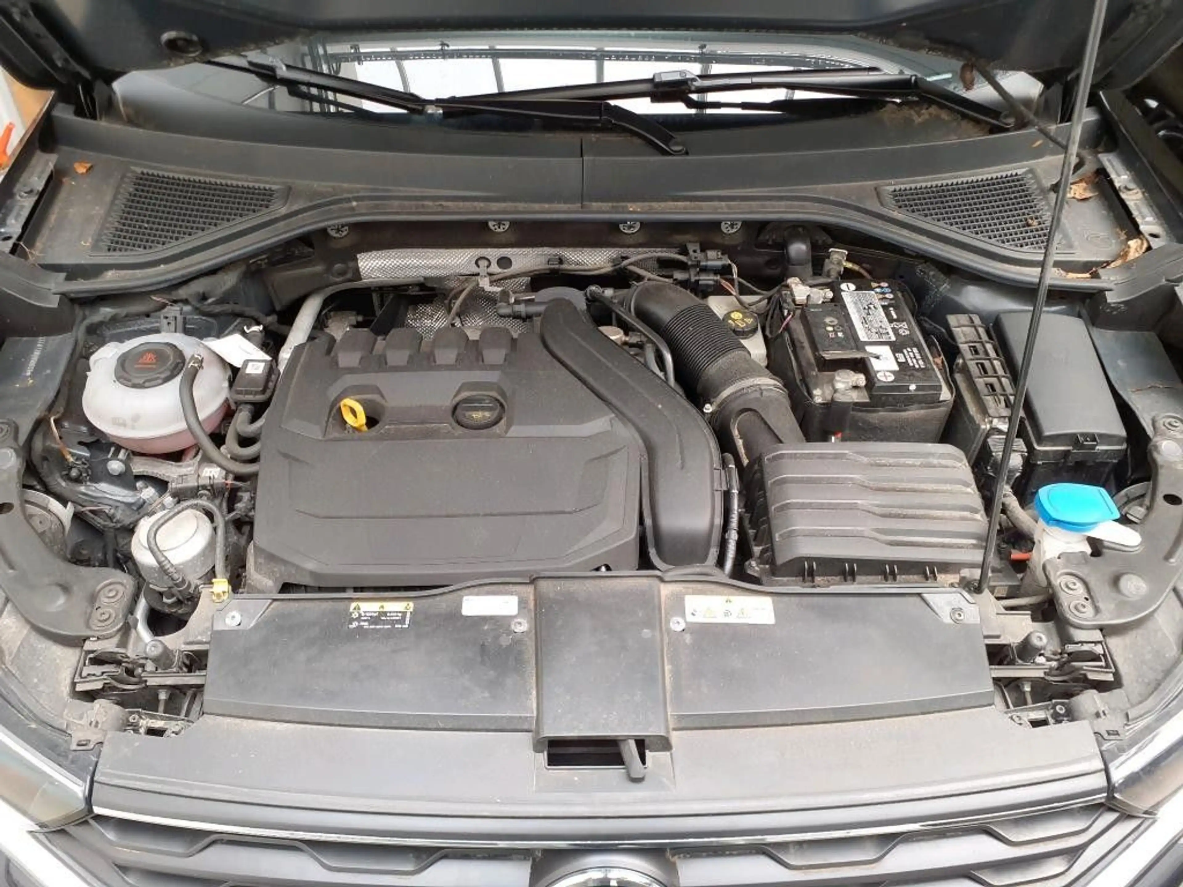 Volkswagen T-Roc 1.5 TSI Sport *PDC*KLIMA*NAVI*18"ALU* — photo 5