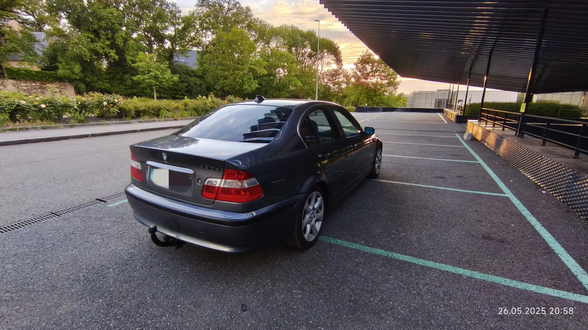 BMW 330 330d - 2