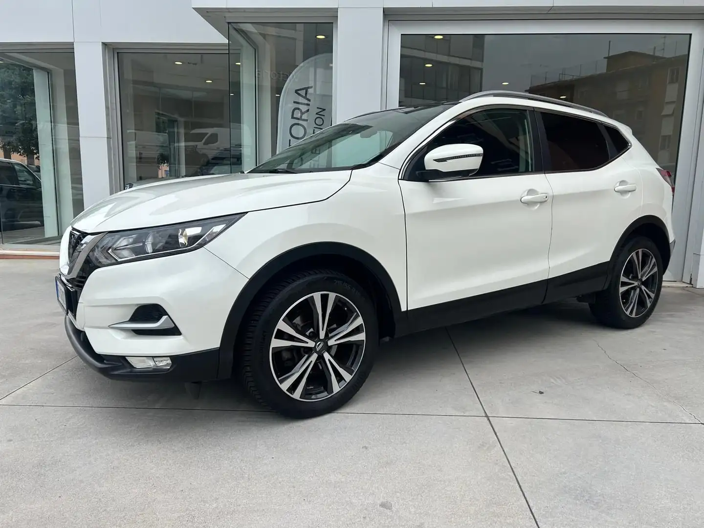 Nissan Qashqai QASHQAI 1.5 DCI 110 CV C.MANUALE N-CONNECTA NEOPA Blanco - 1