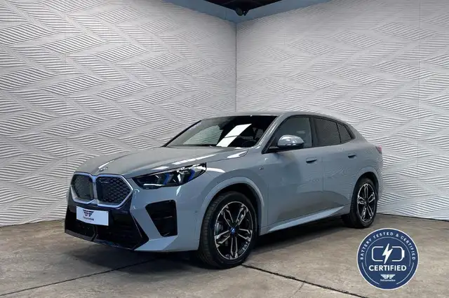BMW iX2 eDrive20*66.5 kWh*M-SPORT*PREMIUM*21.923 KM!*