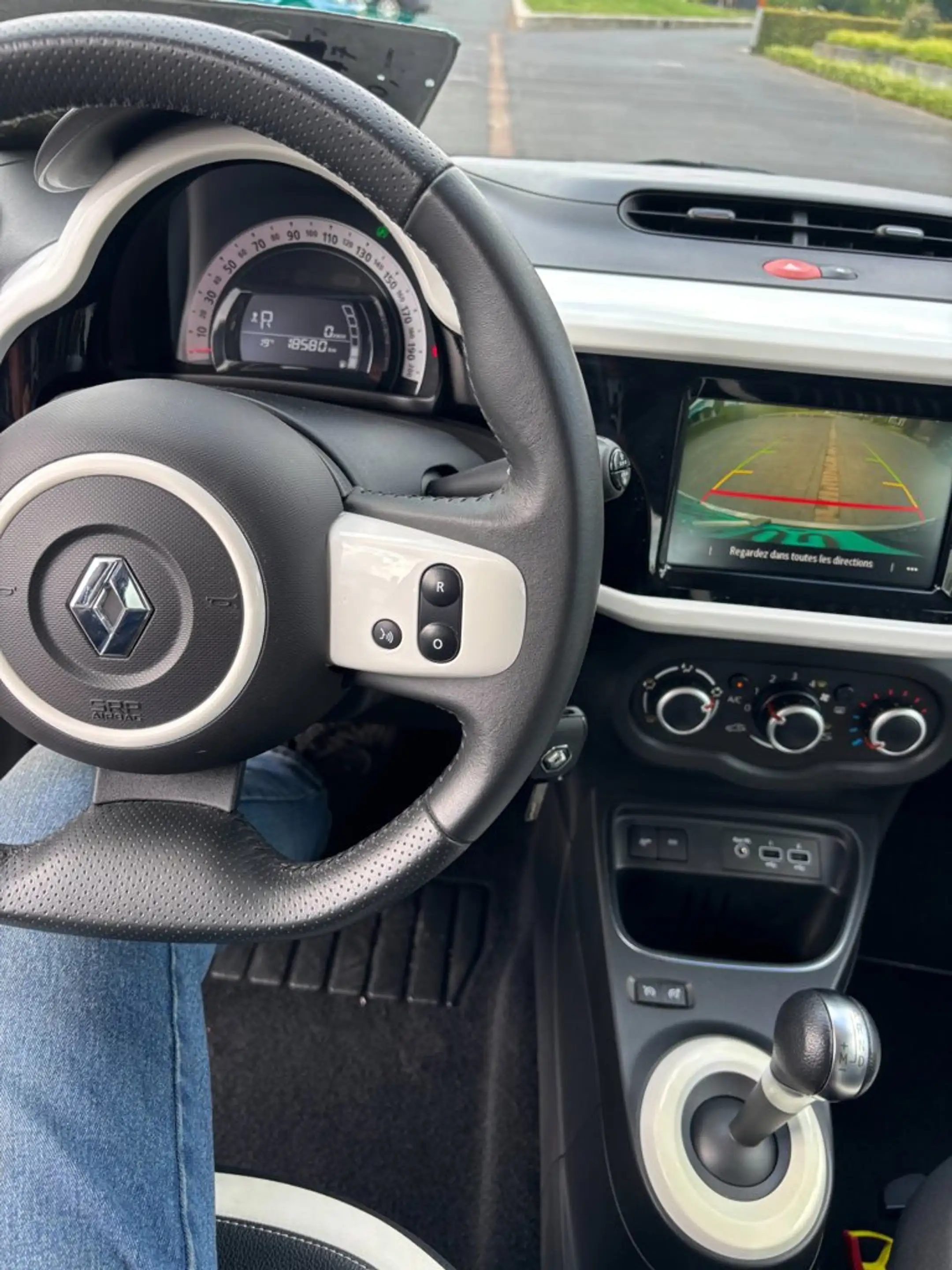 Renault Twingo 0.9 TCe Intens AUTOMAAT 18500 km !! airco — photo 8