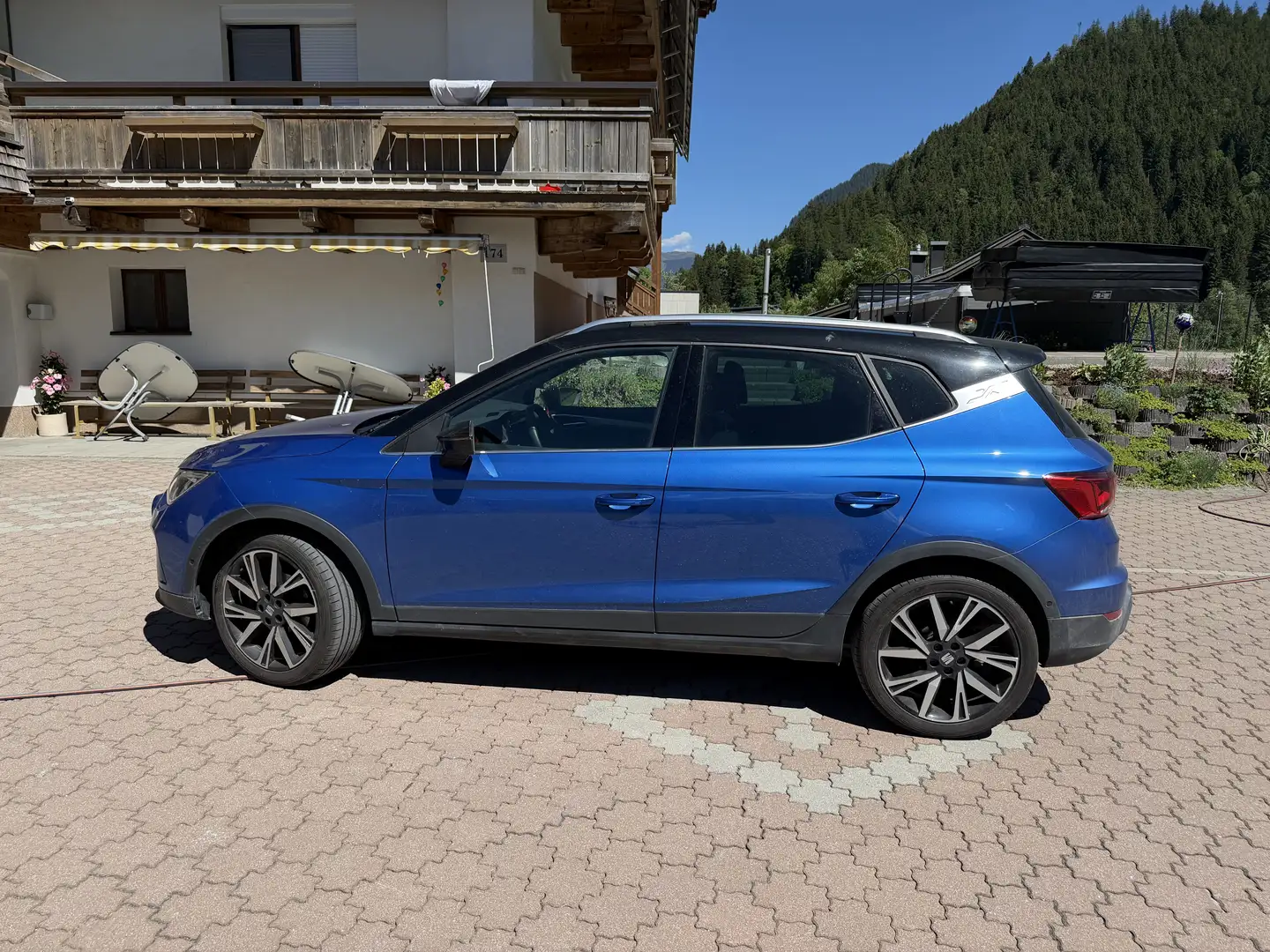 SEAT Arona 1,0 Eco TSI FR Austria DSG Blau - 2