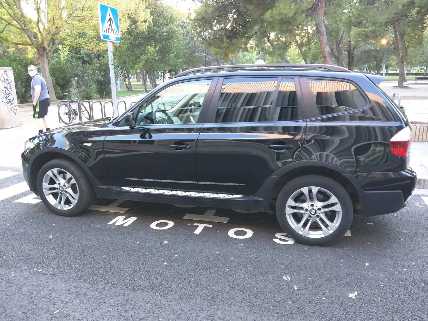 BMW X3 2.0d+Aut. Negro - 2