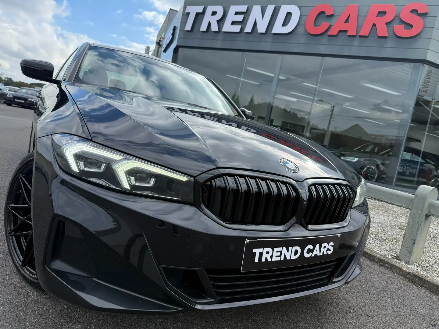 BMW 318 d AUT.PACK SPORT NEW MOD.ECRAN INCURVER SHADOWLINE Noir - 1