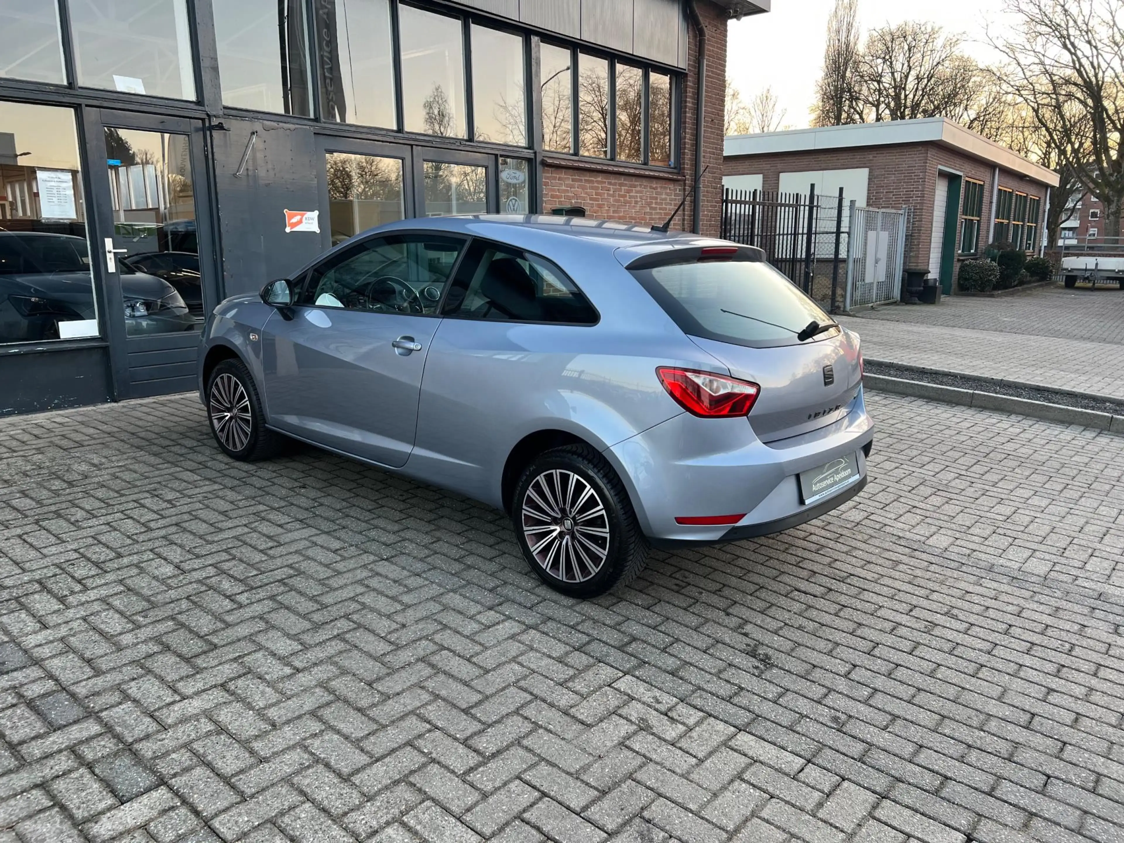 SEAT Ibiza SC 1.2 TSI Sport, Navi, Seat Sound, PDC, Cuise con — photo 8