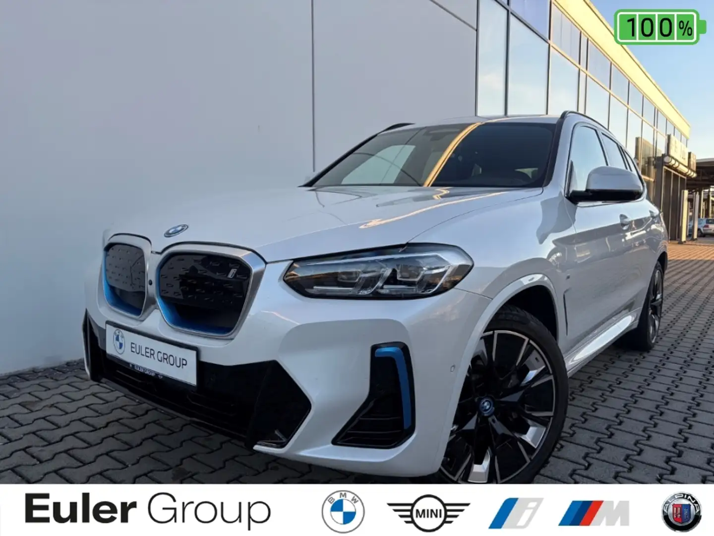 BMW iX3 LkHz DrivAssProf Parkass+ LCProf H/K Weiß - 1