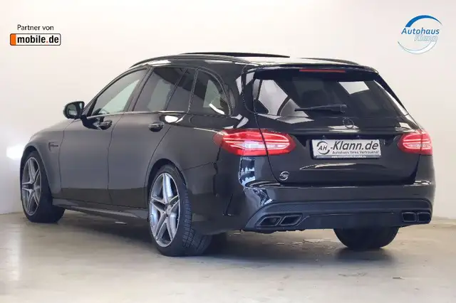 Mercedes-Benz C 63 Amg view 7
