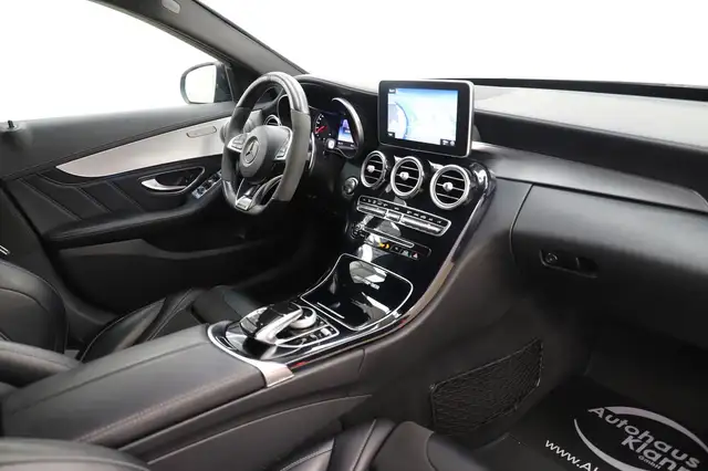 Mercedes-Benz C 63 Amg view 11