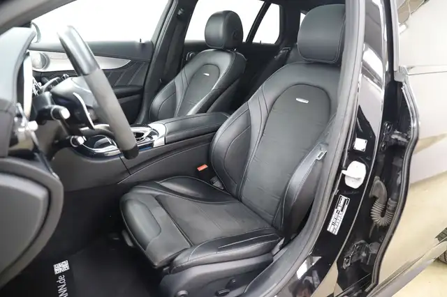 Mercedes-Benz C 63 Amg view 9